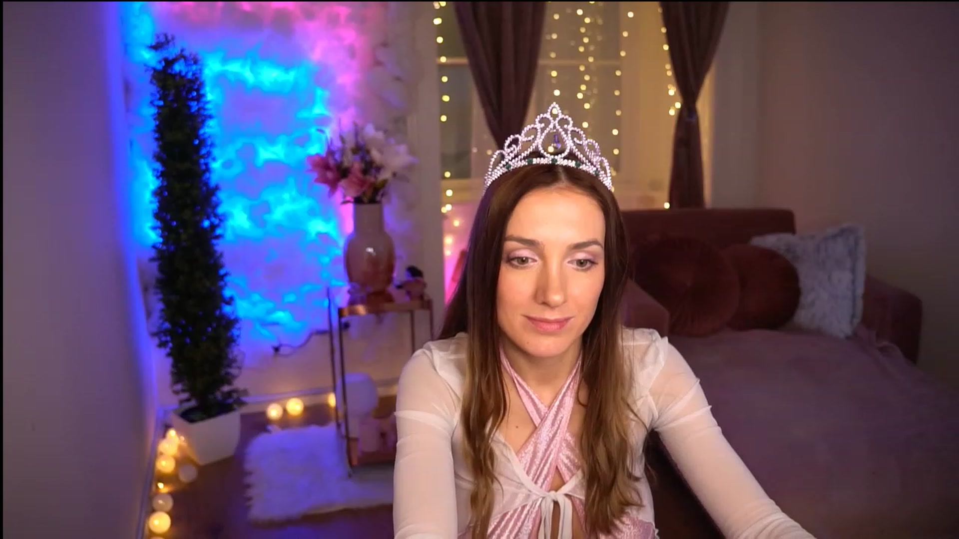 Gallery image thumbnail from Innocent_Lea's myfreecams stream on, 01/12/2024, 22:18 image 14 of 20