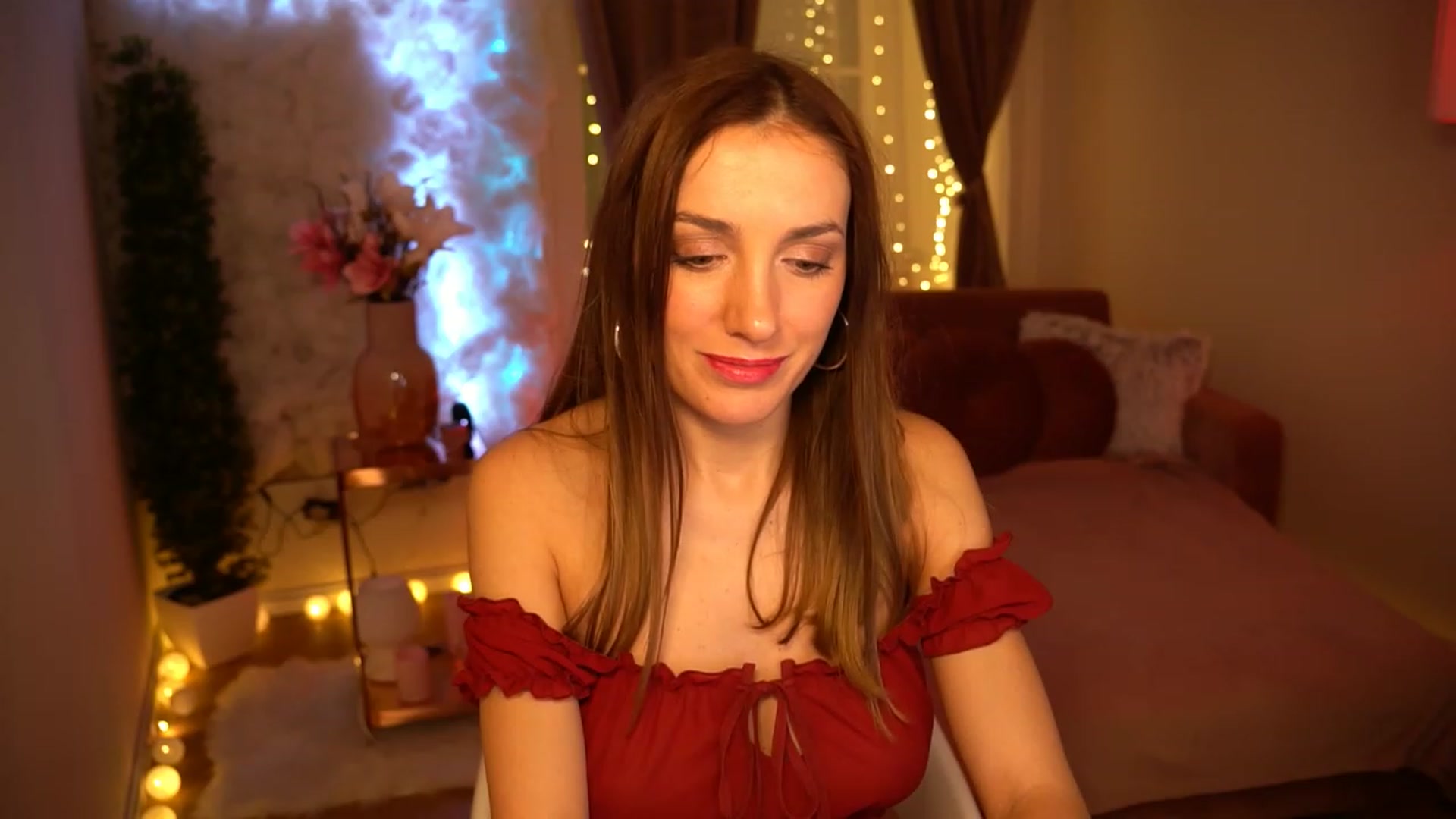 Gallery image thumbnail from Innocent_Lea's myfreecams stream on, 01/26/2024, 20:41 image 5 of 20