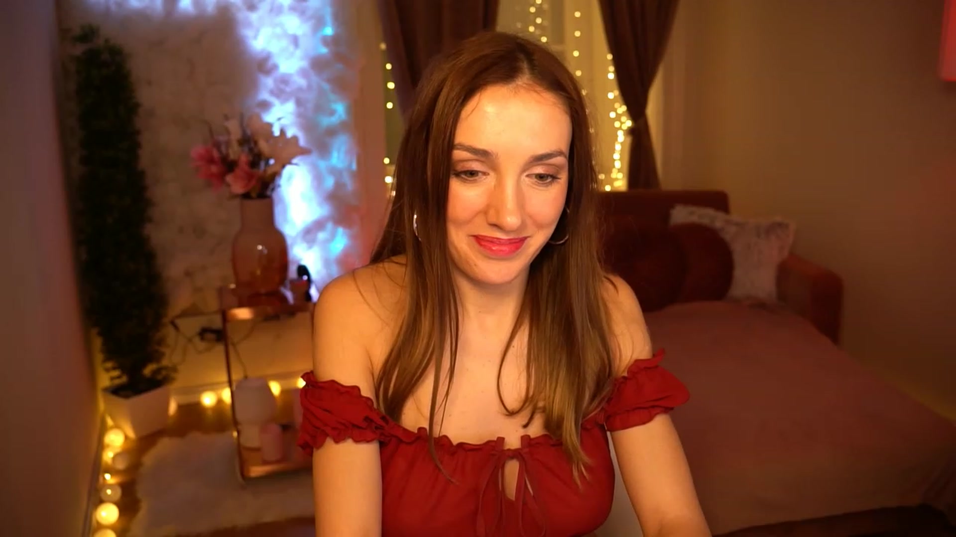 Gallery image thumbnail from Innocent_Lea's myfreecams stream on, 01/26/2024, 20:41 image 3 of 20
