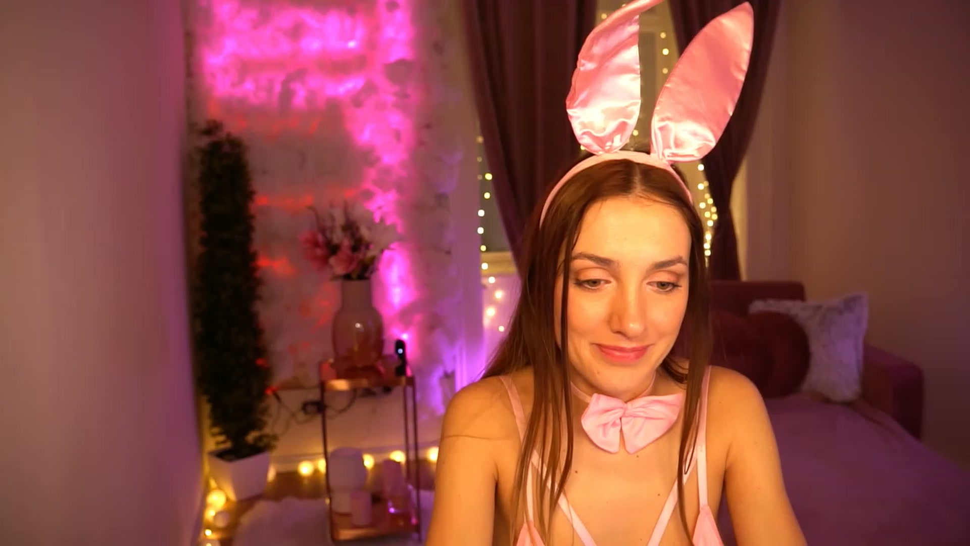 Gallery image thumbnail from Innocent_Lea's myfreecams stream on, 01/30/2024, 22:51 image 14 of 20
