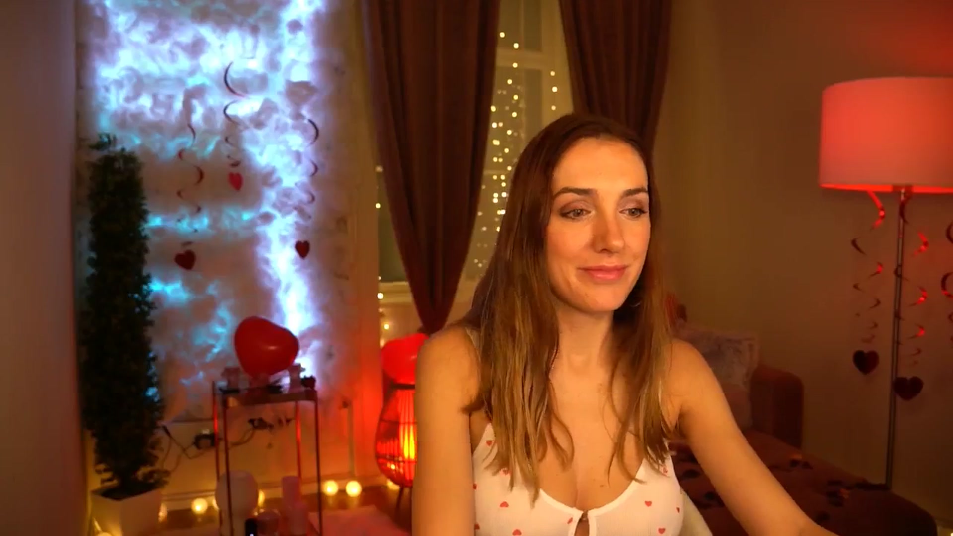 Gallery image thumbnail from Innocent_Lea's myfreecams stream on, 02/13/2024, 21:32 image 8 of 20