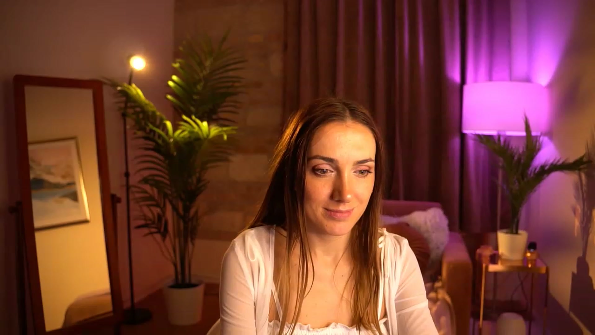 Gallery image thumbnail from Innocent_Lea's myfreecams stream on, 02/25/2024, 22:41 image 18 of 20