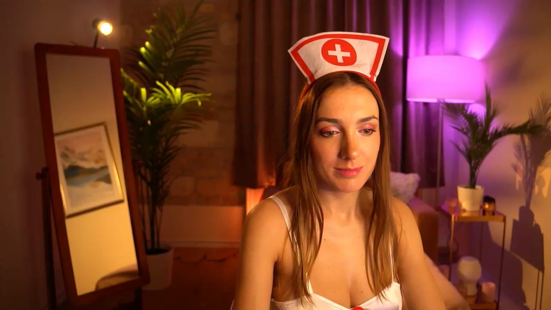 Gallery image thumbnail from Innocent_Lea's myfreecams stream on, 02/27/2024, 18:59 image 6 of 20