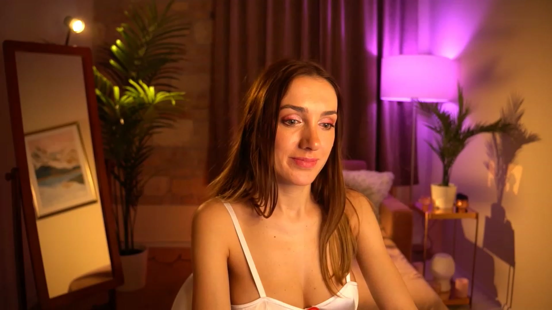 Gallery image thumbnail from Innocent_Lea's myfreecams stream on, 02/27/2024, 22:07 image 10 of 20