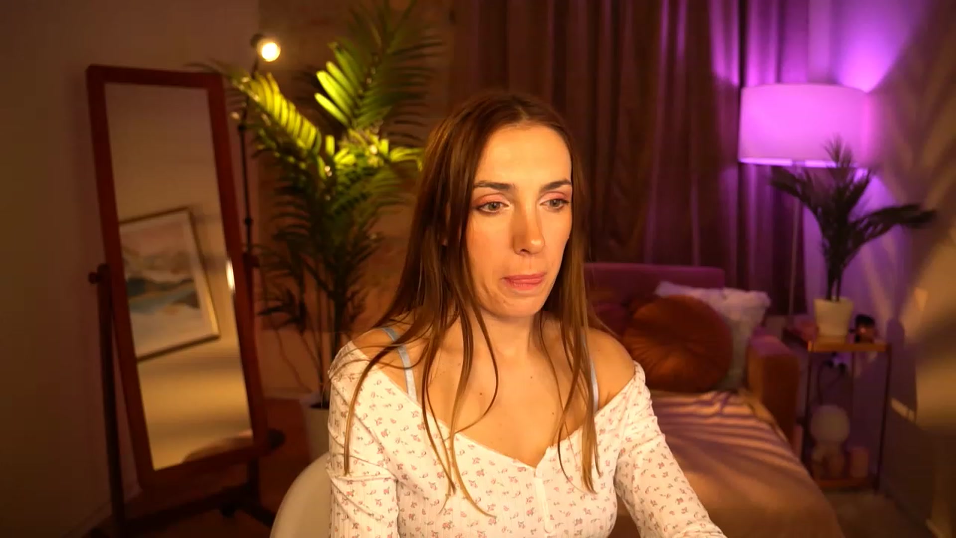 Gallery image thumbnail from Innocent_Lea's myfreecams stream on, 03/01/2024, 23:04 image 8 of 20