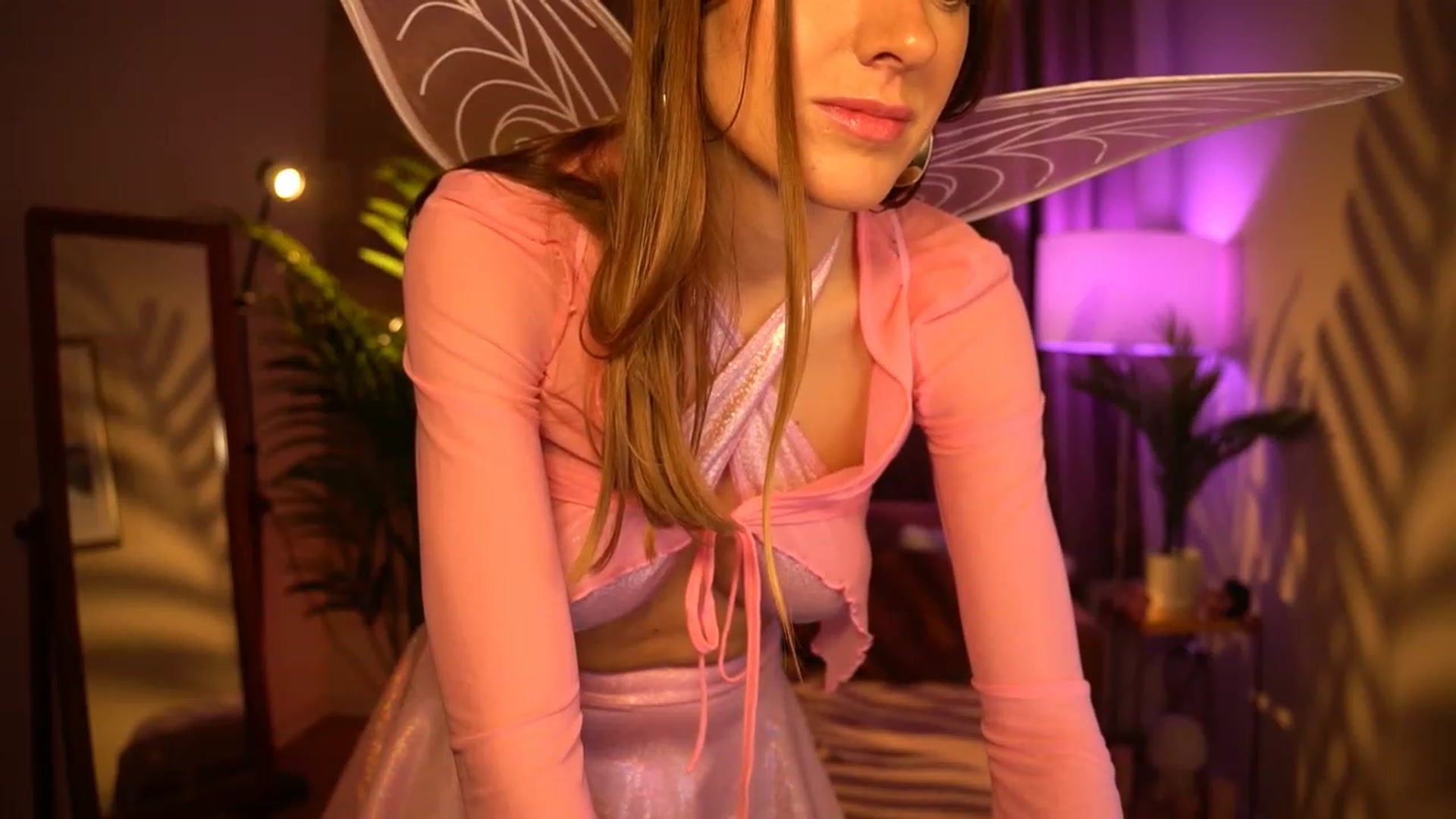 Gallery image thumbnail from Innocent_Lea's myfreecams stream on, 03/05/2024, 19:43 image 13 of 20