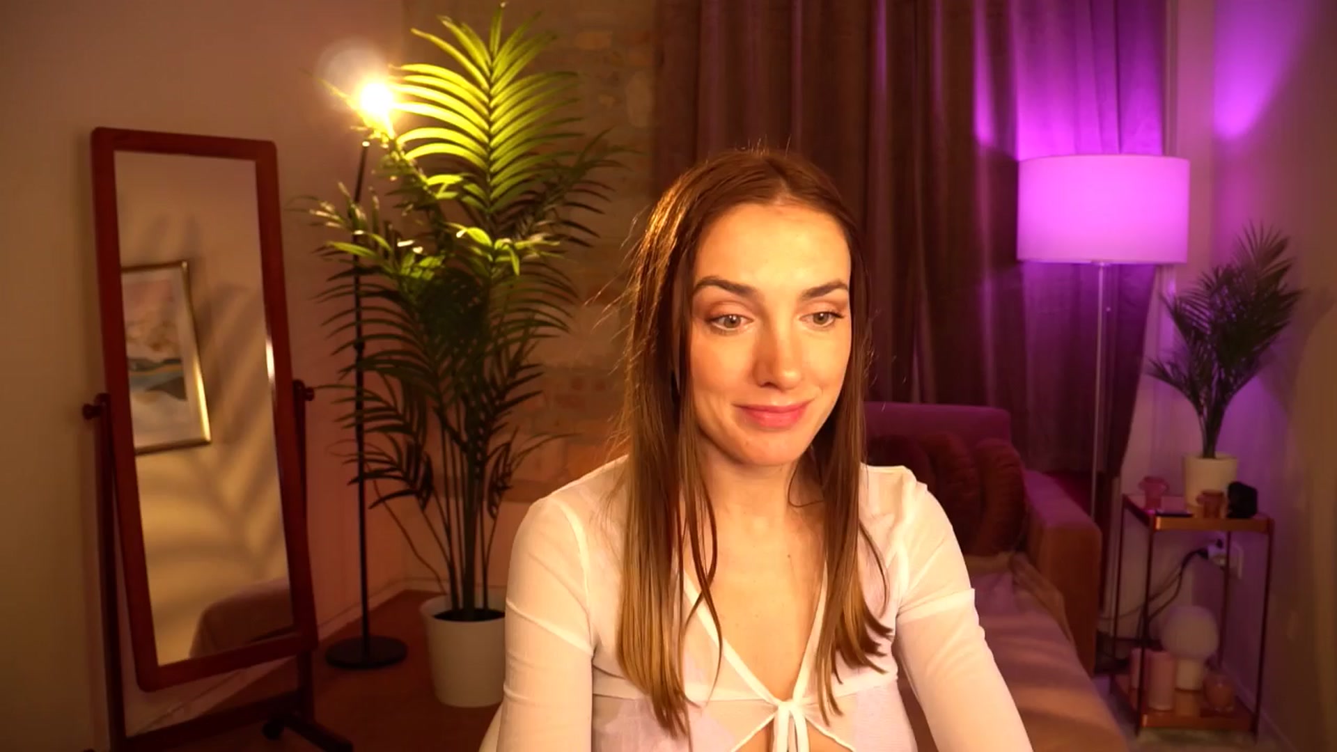 Gallery image thumbnail from Innocent_Lea's myfreecams stream on, 04/11/2024, 18:45 image 2 of 20