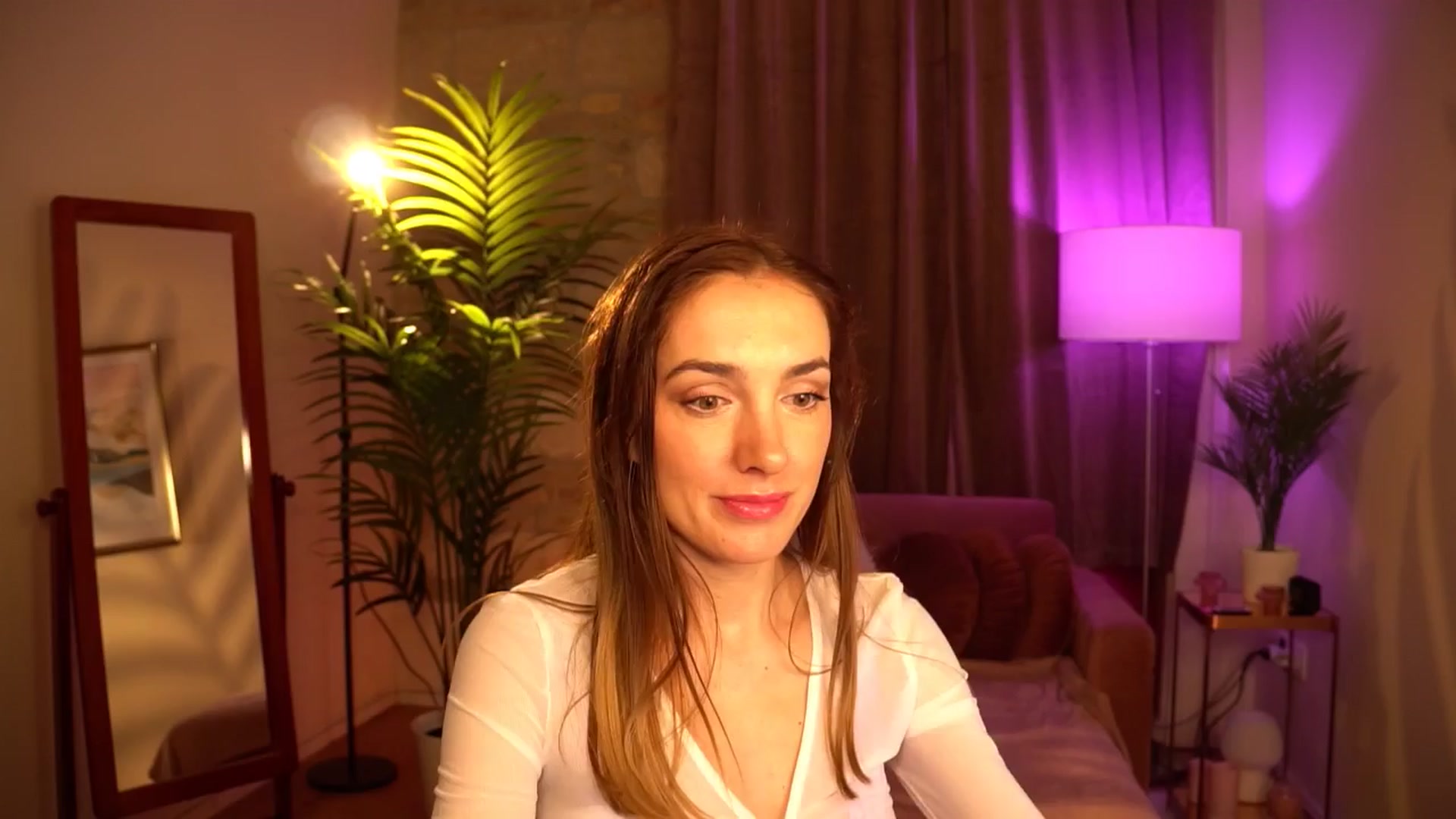 Gallery image thumbnail from Innocent_Lea's myfreecams stream on, 04/11/2024, 20:01 image 11 of 20