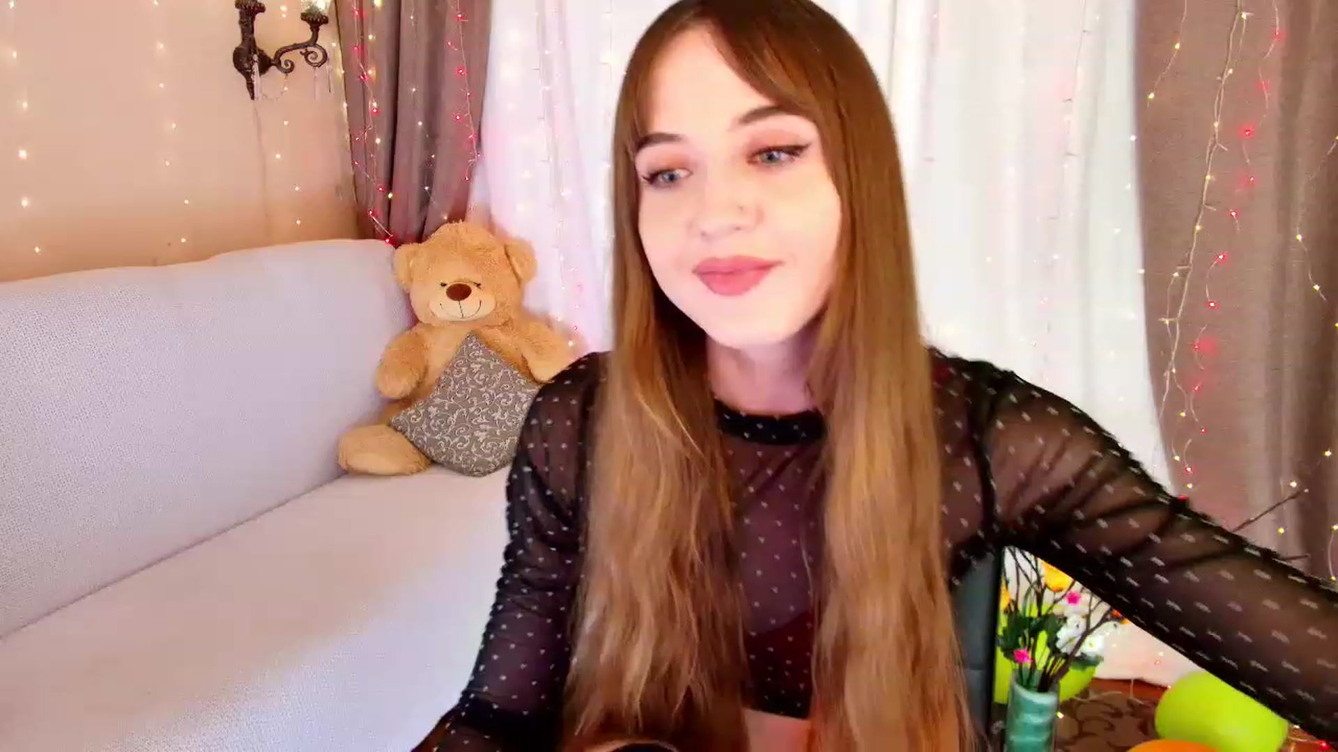 Gallery image thumbnail from Innocent_Soul's myfreecams stream on, 11/14/2022, 17:03 image 4 of 20
