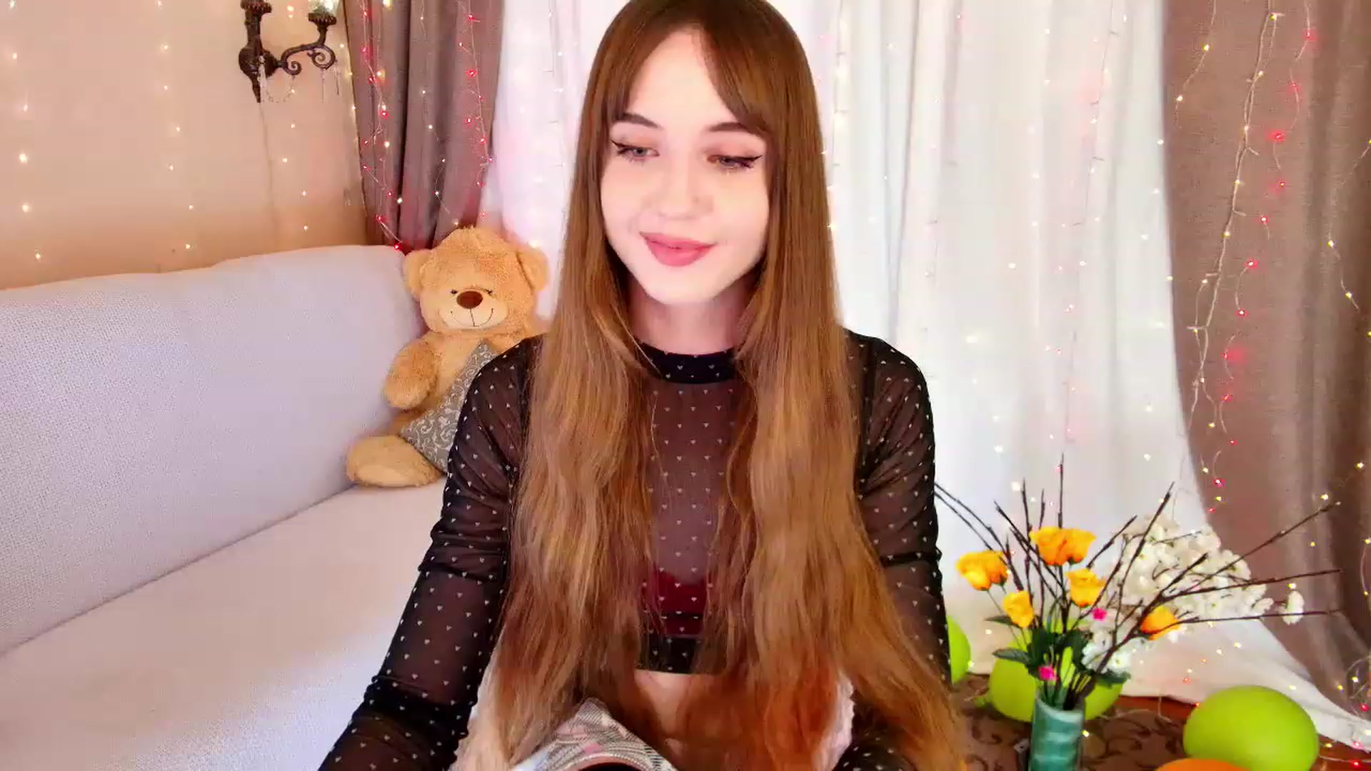 Gallery image thumbnail from Innocent_Soul's myfreecams stream on, 11/14/2022, 17:03 image 19 of 20