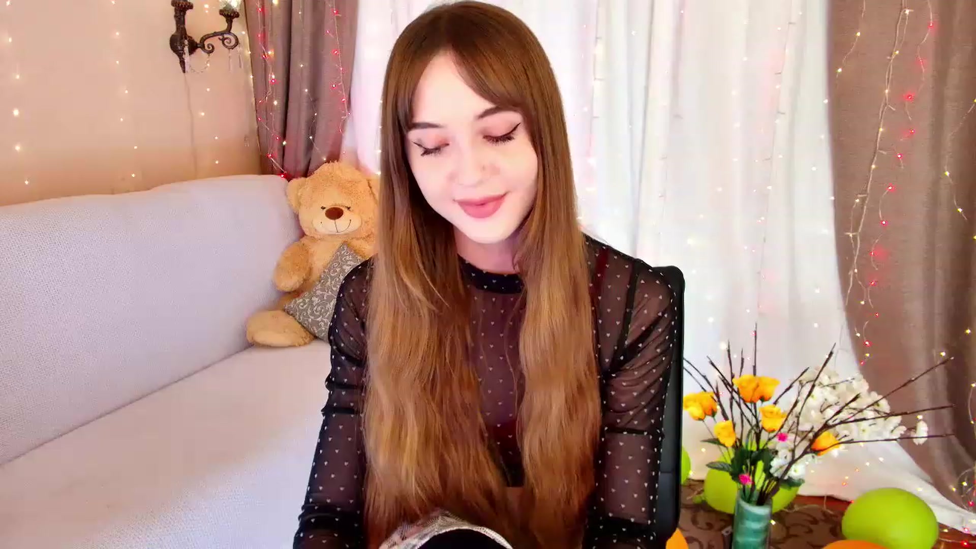 Gallery image thumbnail from Innocent_Soul's myfreecams stream on, 11/14/2022, 17:03 image 9 of 20
