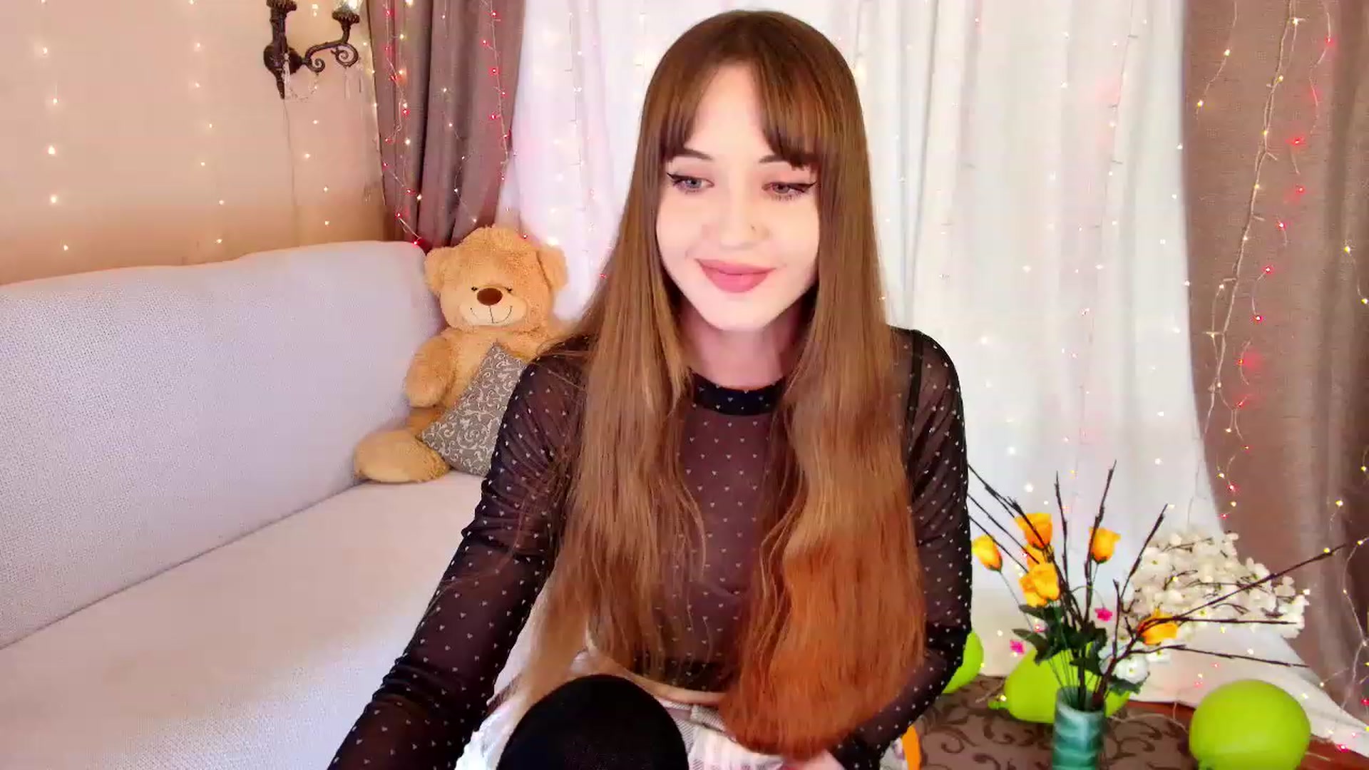 Gallery image thumbnail from Innocent_Soul's myfreecams stream on, 11/21/2022, 16:47 image 1 of 20