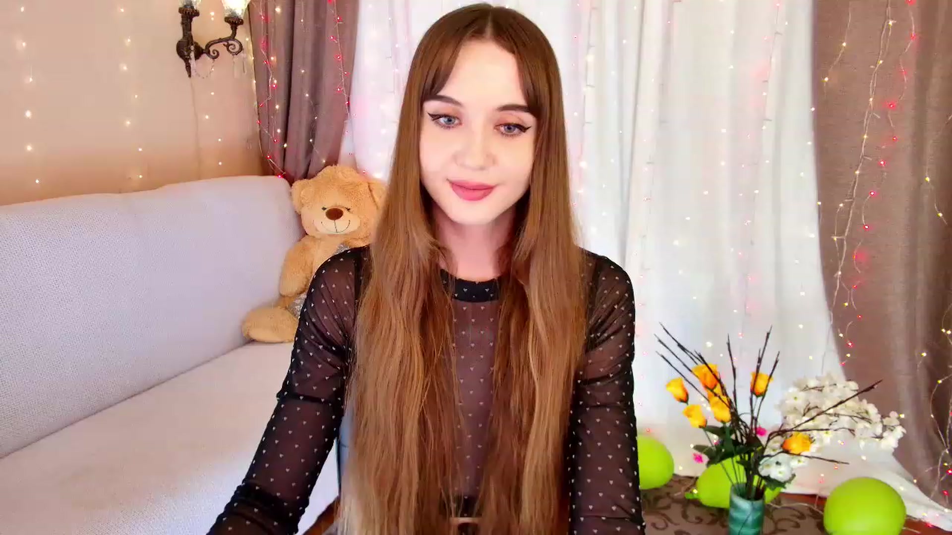 Gallery image thumbnail from Innocent_Soul's myfreecams stream on, 11/25/2022, 18:19 image 20 of 20