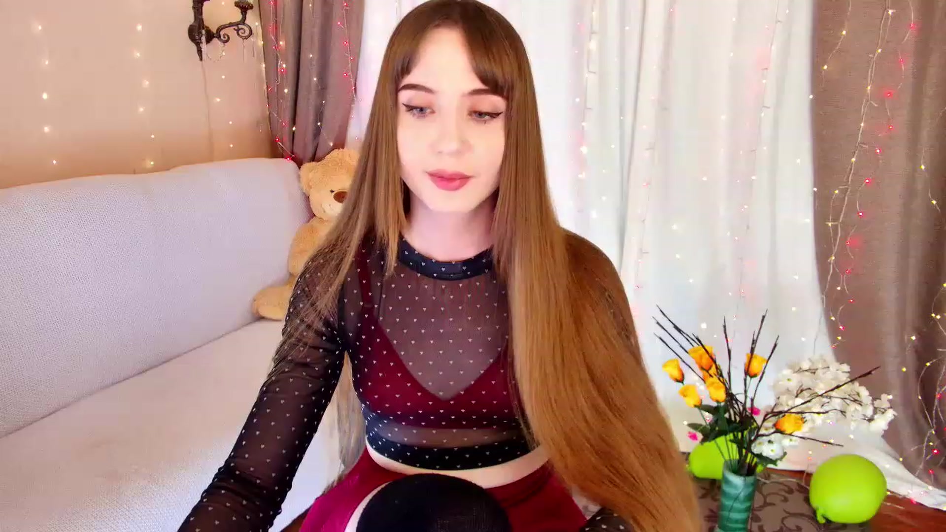 Gallery image thumbnail from Innocent_Soul's myfreecams stream on, 12/02/2022, 18:35 image 5 of 20