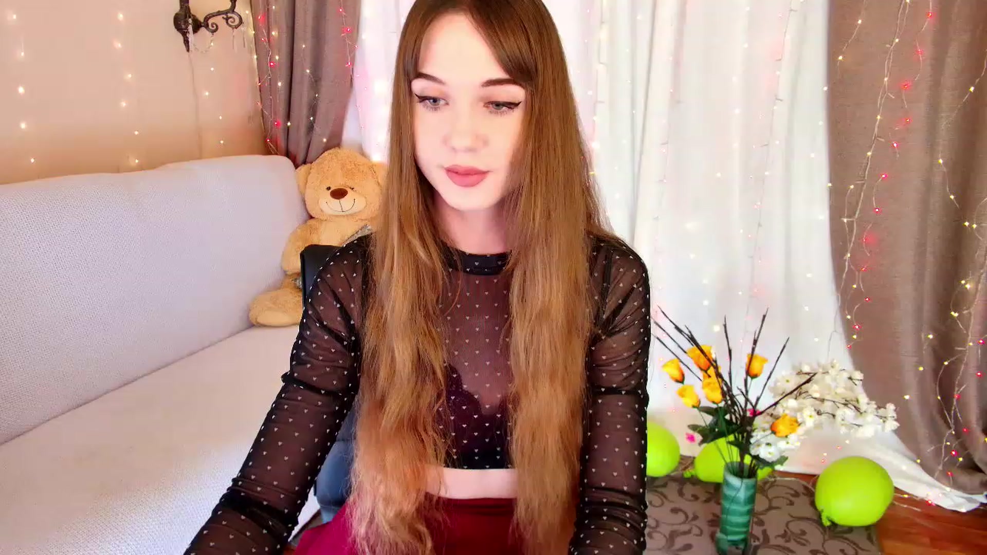 Gallery image thumbnail from Innocent_Soul's myfreecams stream on, 12/06/2022, 15:04 image 13 of 20