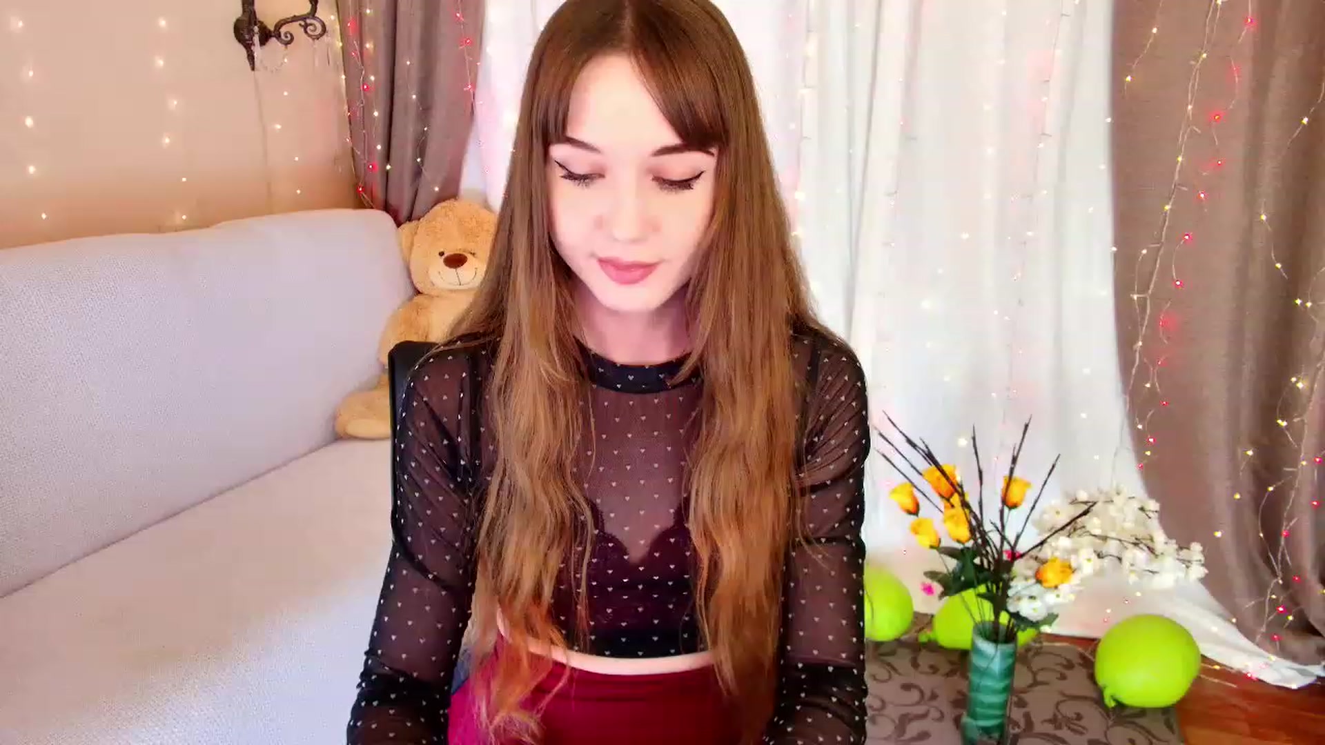 Gallery image thumbnail from Innocent_Soul's myfreecams stream on, 12/06/2022, 17:23 image 5 of 20