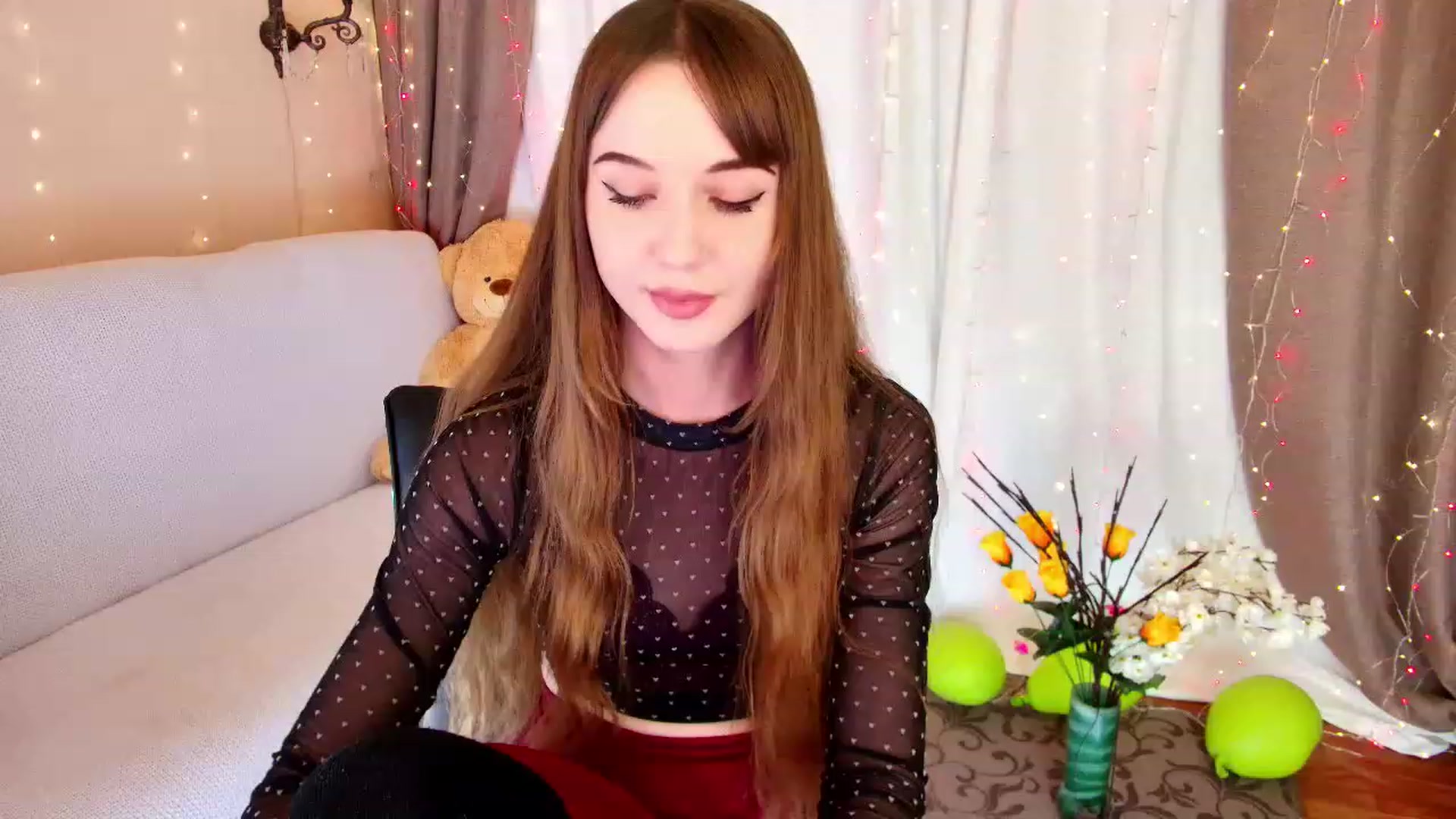Gallery image thumbnail from Innocent_Soul's myfreecams stream on, 12/06/2022, 17:23 image 7 of 20