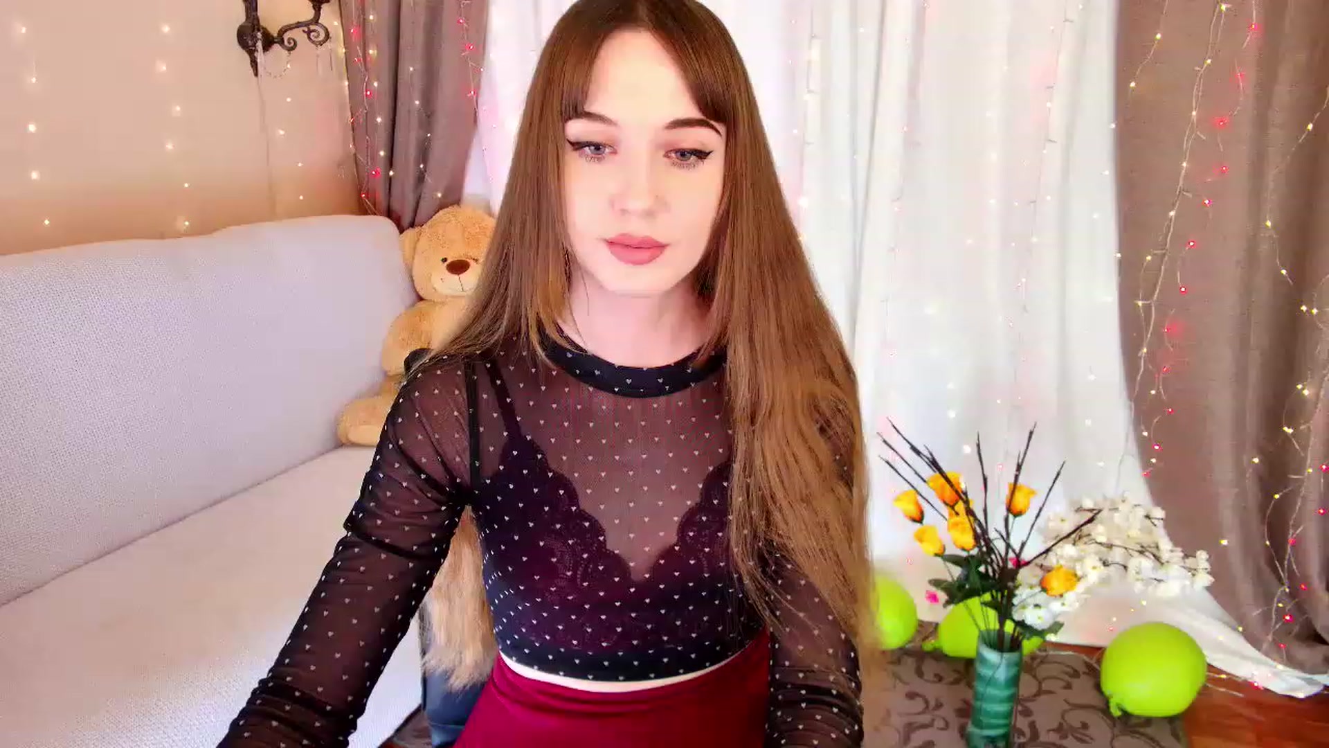 Gallery image thumbnail from Innocent_Soul's myfreecams stream on, 12/06/2022, 19:54 image 1 of 20