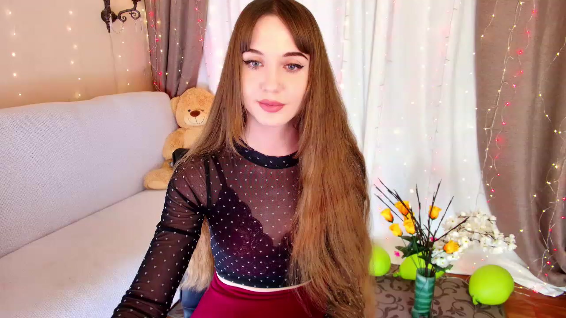 Gallery image thumbnail from Innocent_Soul's myfreecams stream on, 12/06/2022, 19:54 image 4 of 20