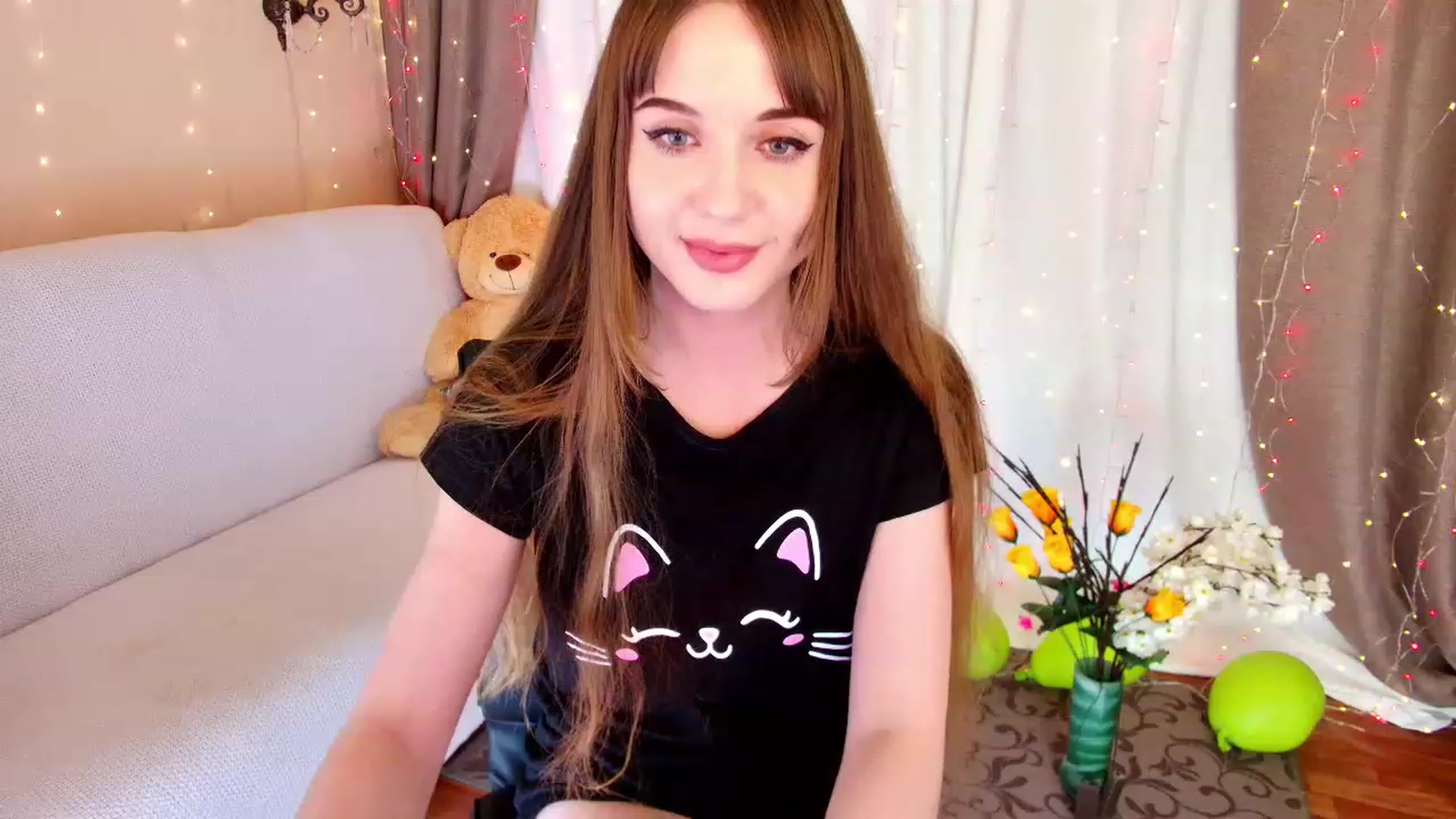 Gallery image thumbnail from Innocent_Soul's myfreecams stream on, 12/06/2022, 20:19 image 13 of 20