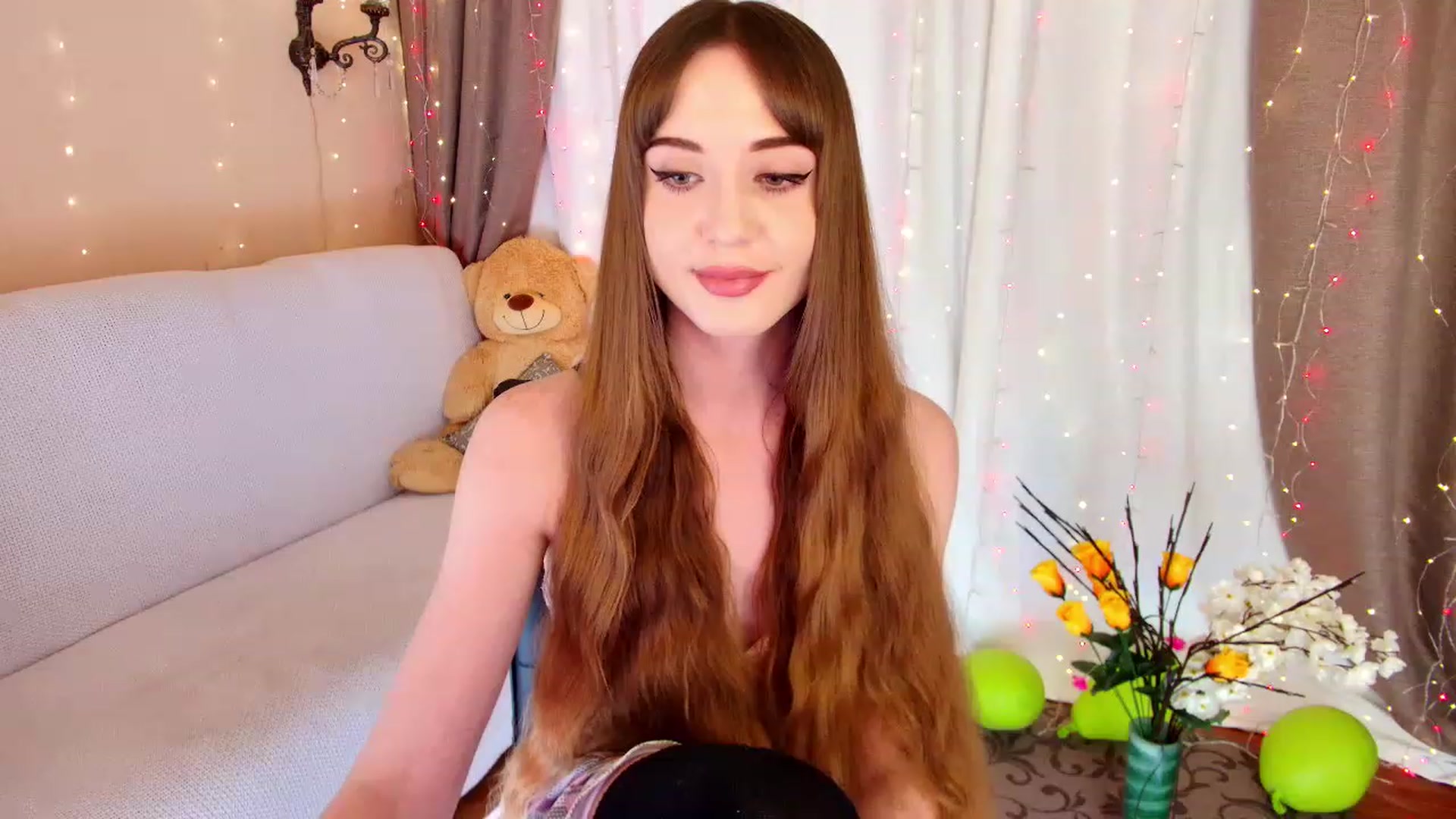 Gallery image thumbnail from Innocent_Soul's myfreecams stream on, 12/09/2022, 20:14 image 7 of 20