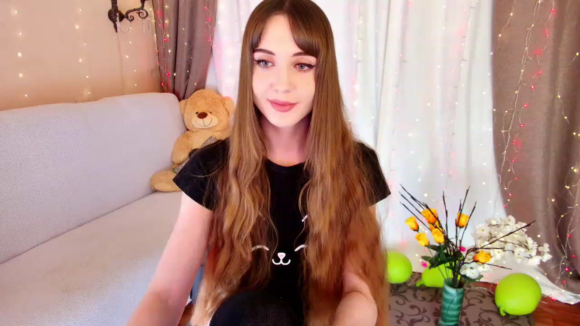 Gallery image thumbnail from Innocent_Soul's myfreecams stream on, 12/10/2022, 15:44 image 19 of 20