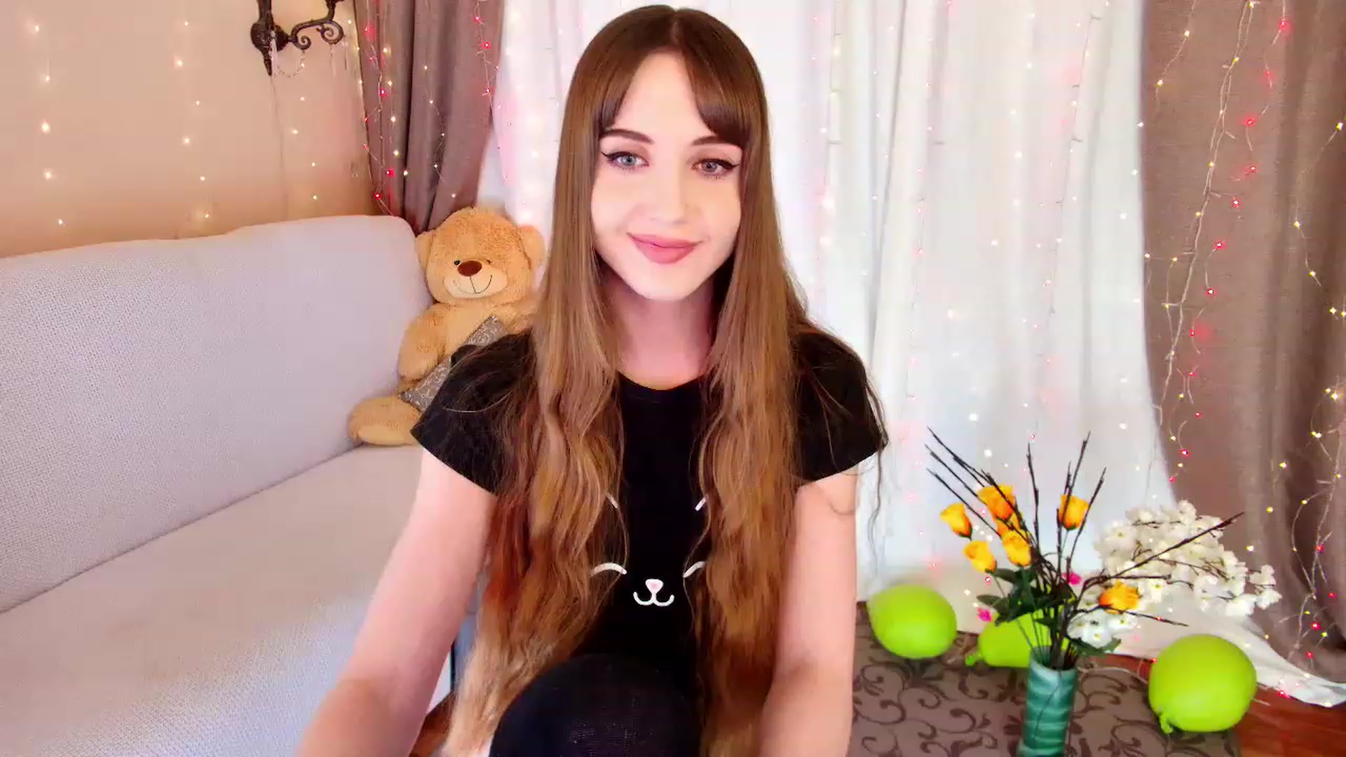 Gallery image thumbnail from Innocent_Soul's myfreecams stream on, 12/10/2022, 15:44 image 13 of 20