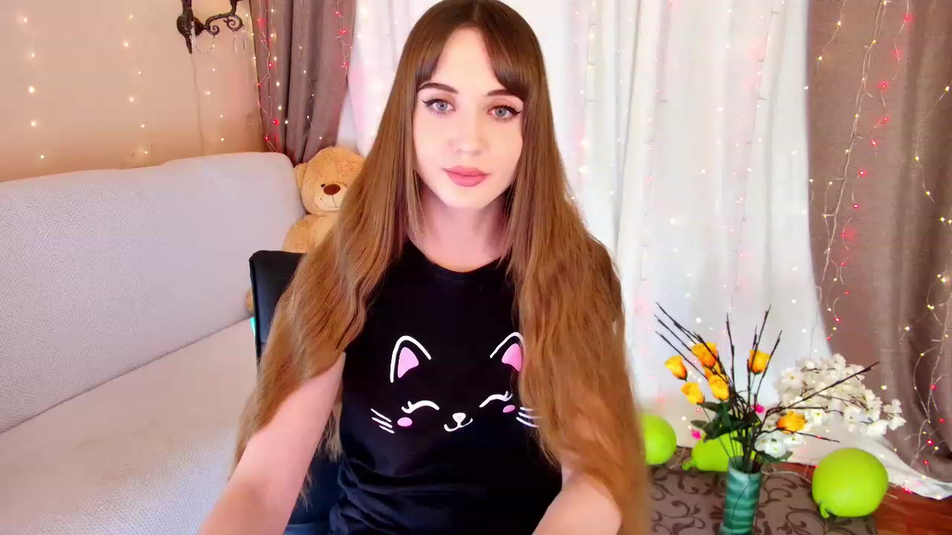 Gallery image thumbnail from Innocent_Soul's myfreecams stream on, 12/10/2022, 16:14 image 2 of 20