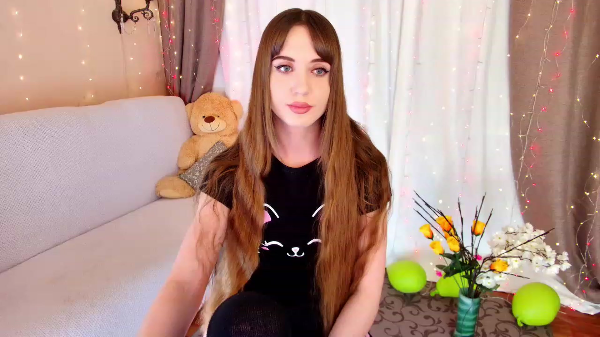 Gallery image thumbnail from Innocent_Soul's myfreecams stream on, 12/10/2022, 16:14 image 11 of 20