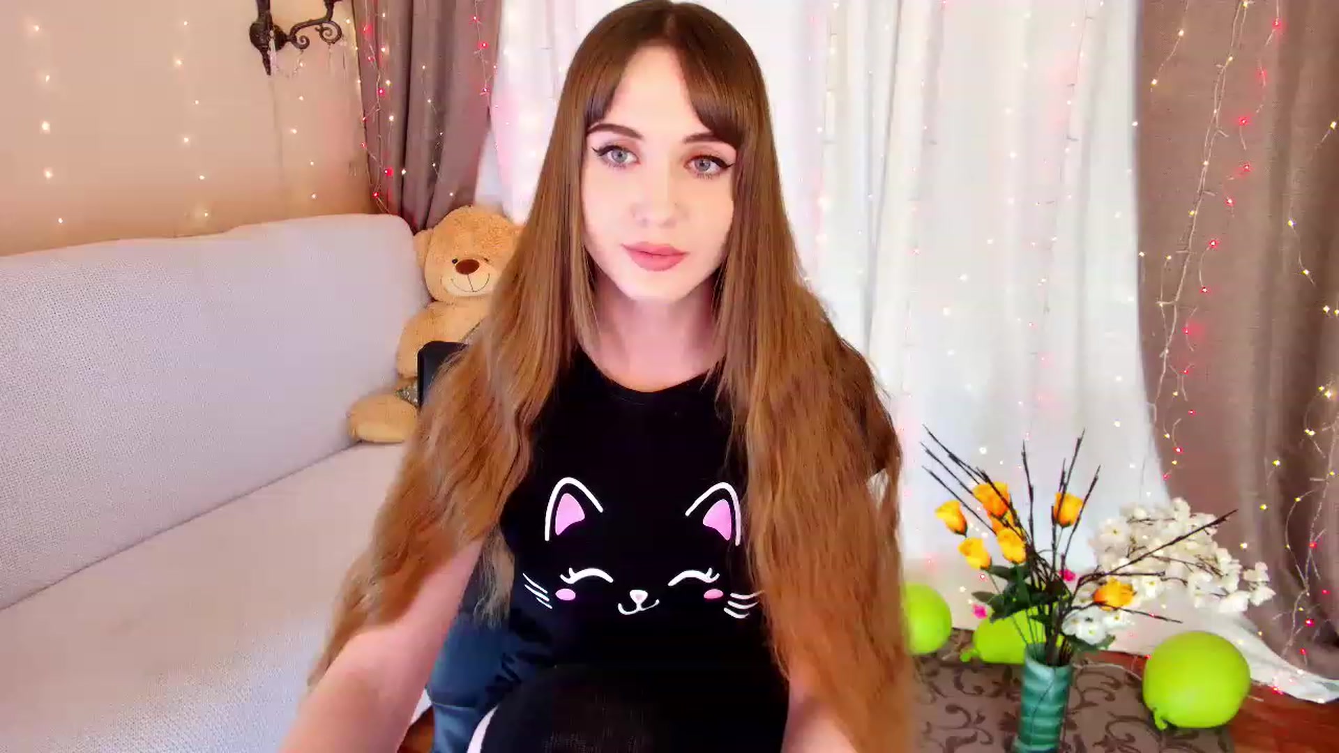Gallery image thumbnail from Innocent_Soul's myfreecams stream on, 12/10/2022, 16:14 image 4 of 20