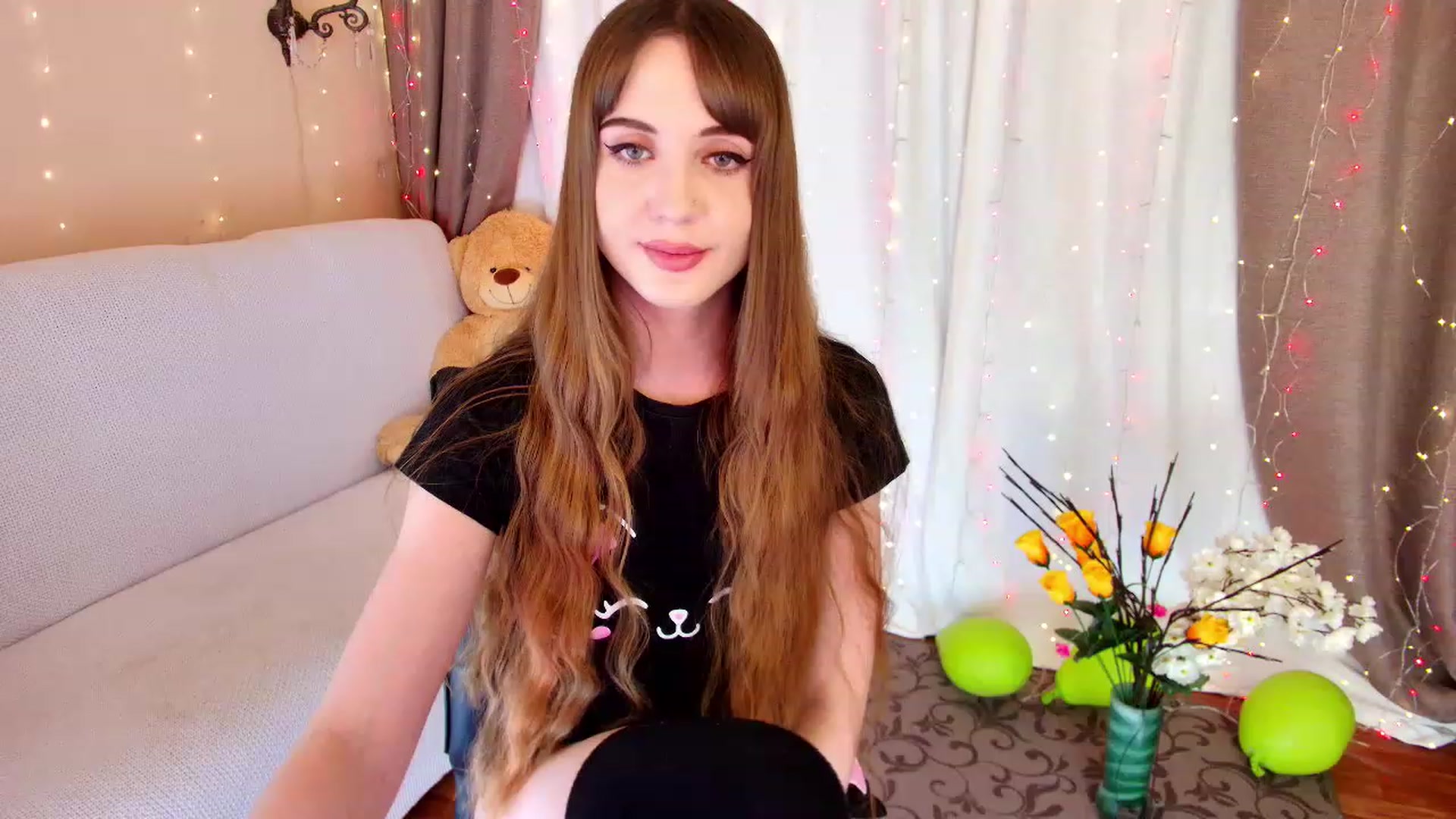 Gallery image thumbnail from Innocent_Soul's myfreecams stream on, 12/10/2022, 18:03 image 20 of 20