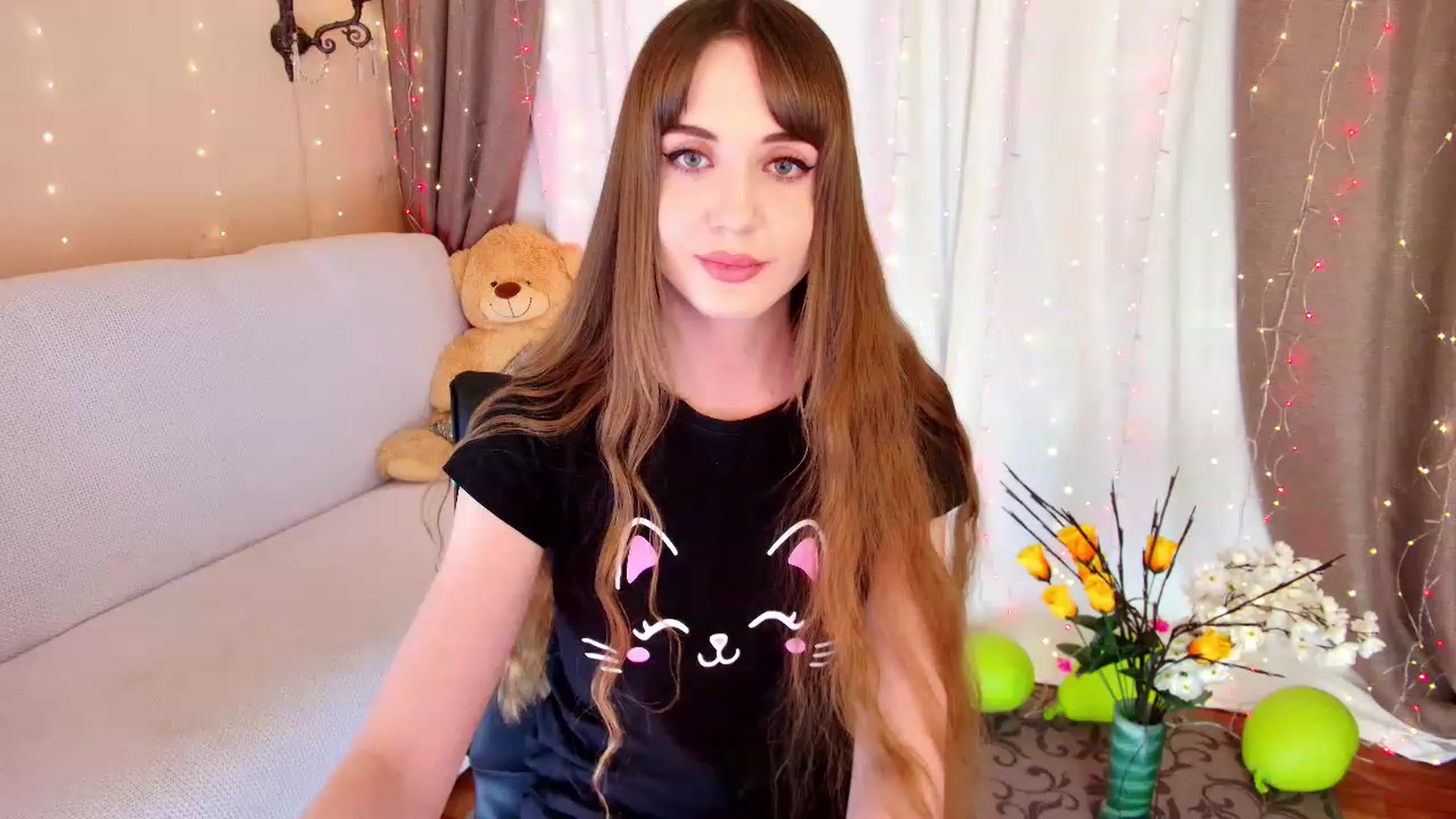 Gallery image thumbnail from Innocent_Soul's myfreecams stream on, 12/10/2022, 18:03 image 5 of 20