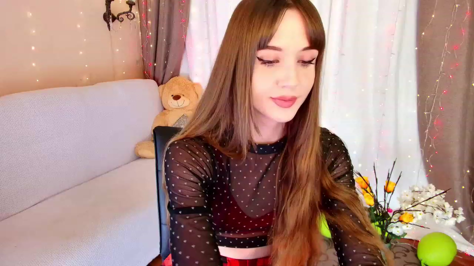 Gallery image thumbnail from Innocent_Soul's myfreecams stream on, 12/12/2022, 17:18 image 5 of 20