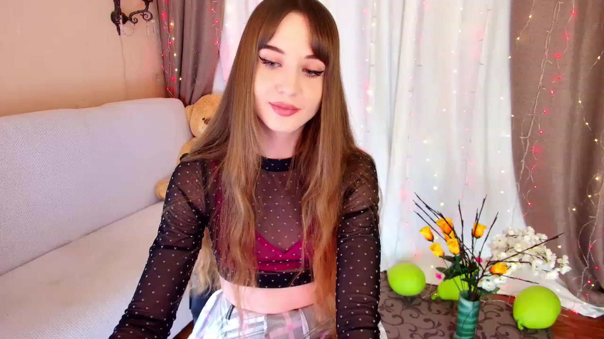 Gallery image thumbnail from Innocent_Soul's myfreecams stream on, 12/16/2022, 16:00 image 20 of 20