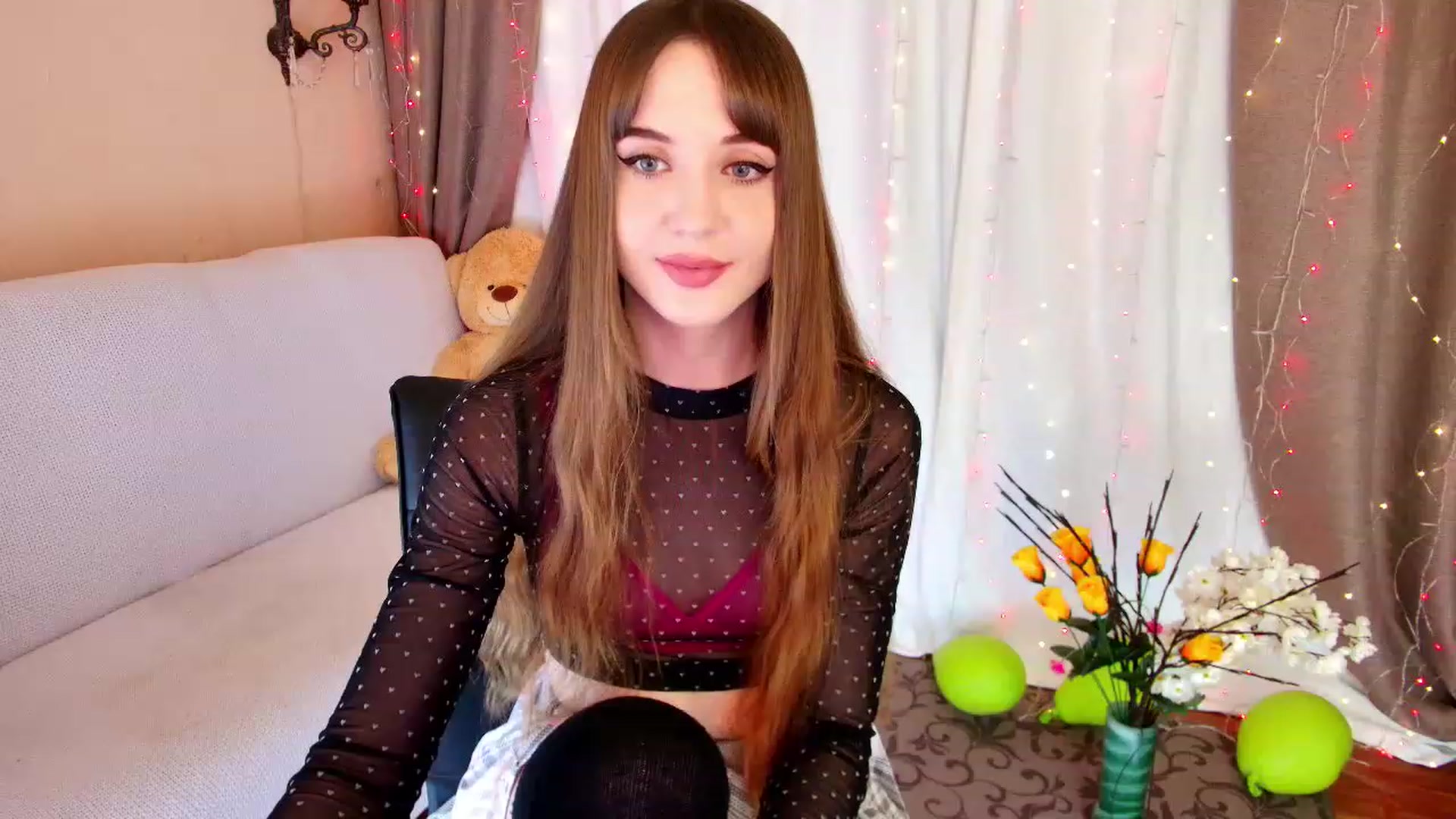 Gallery image thumbnail from Innocent_Soul's myfreecams stream on, 12/16/2022, 16:59 image 20 of 20