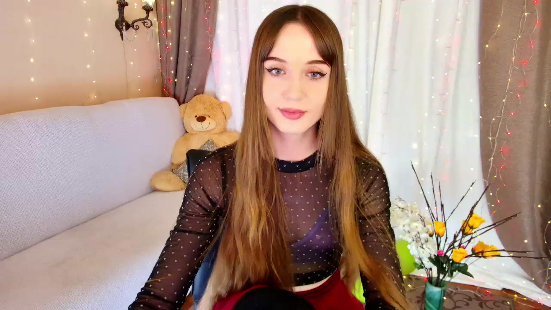 Gallery image thumbnail from Innocent_Soul's myfreecams stream on, 12/19/2022, 15:26 image 19 of 20