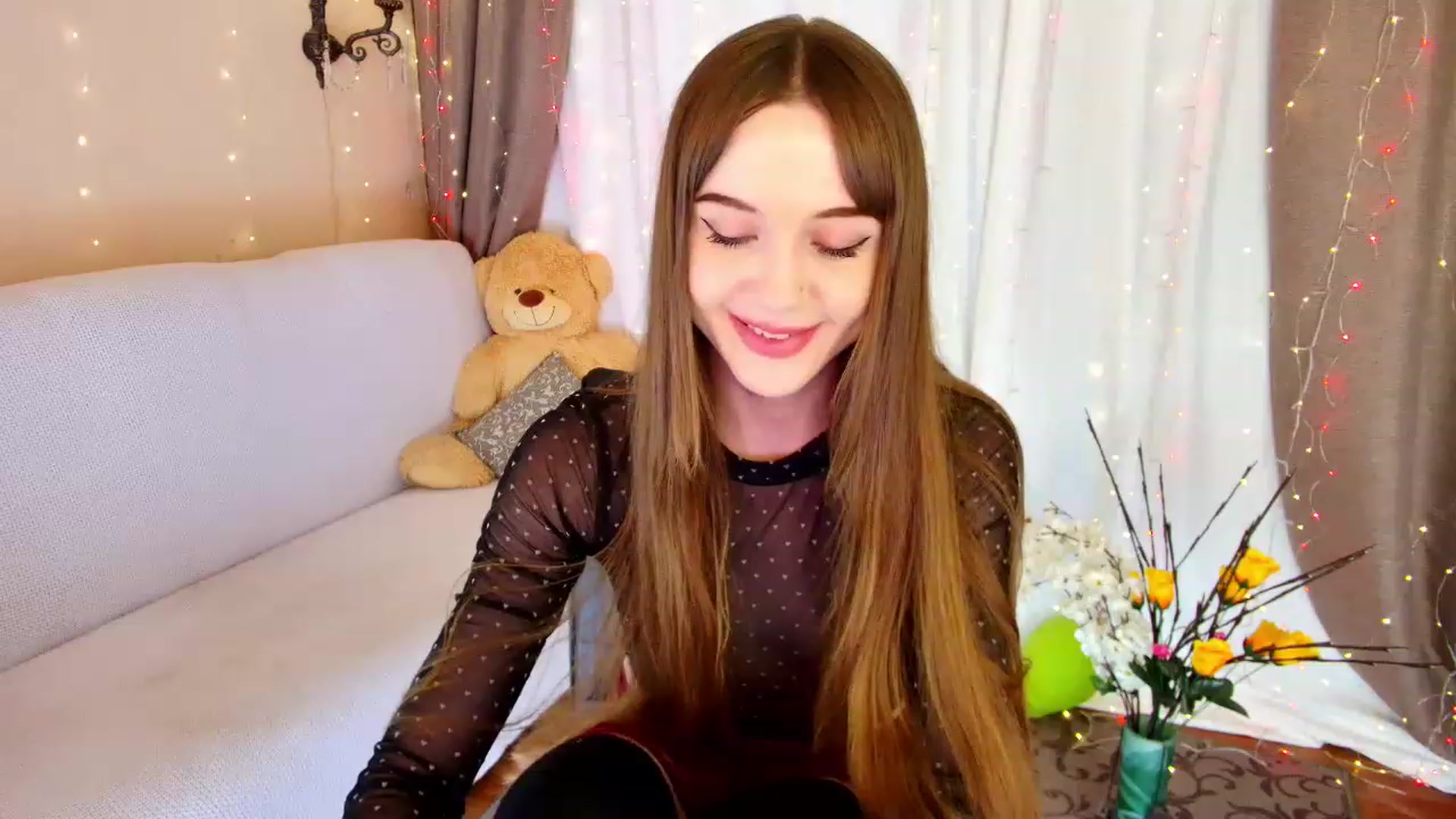 Gallery image thumbnail from Innocent_Soul's myfreecams stream on, 12/19/2022, 17:20 image 20 of 20