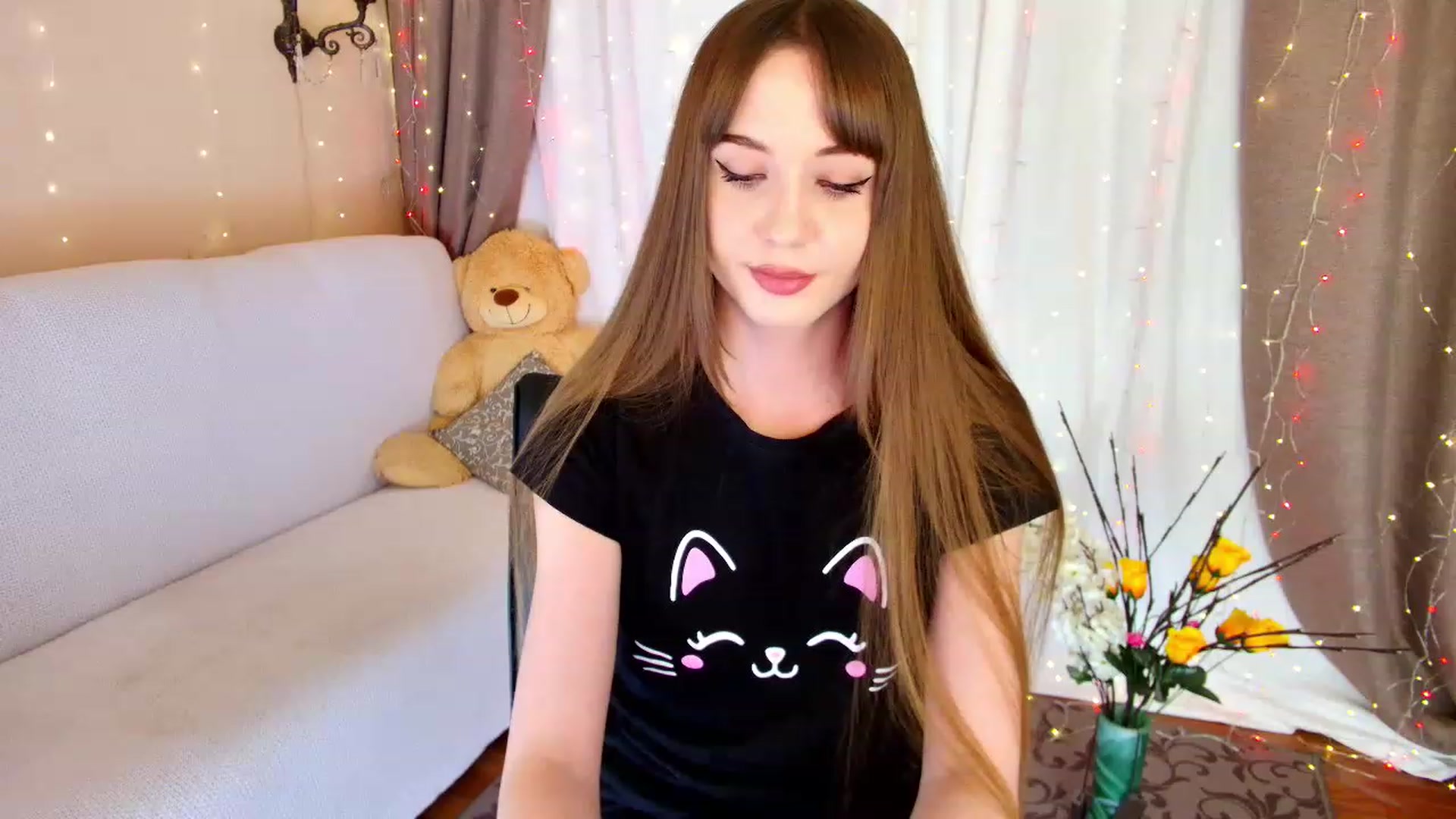 Gallery image thumbnail from Innocent_Soul's myfreecams stream on, 12/21/2022, 17:51 image 19 of 20