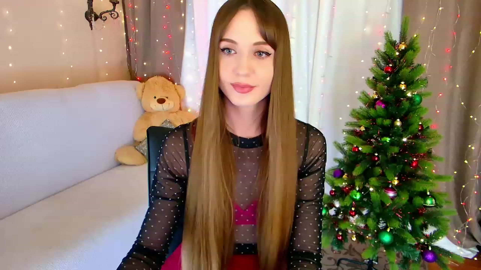Gallery image thumbnail from Innocent_Soul's myfreecams stream on, 12/28/2022, 18:08 image 10 of 20