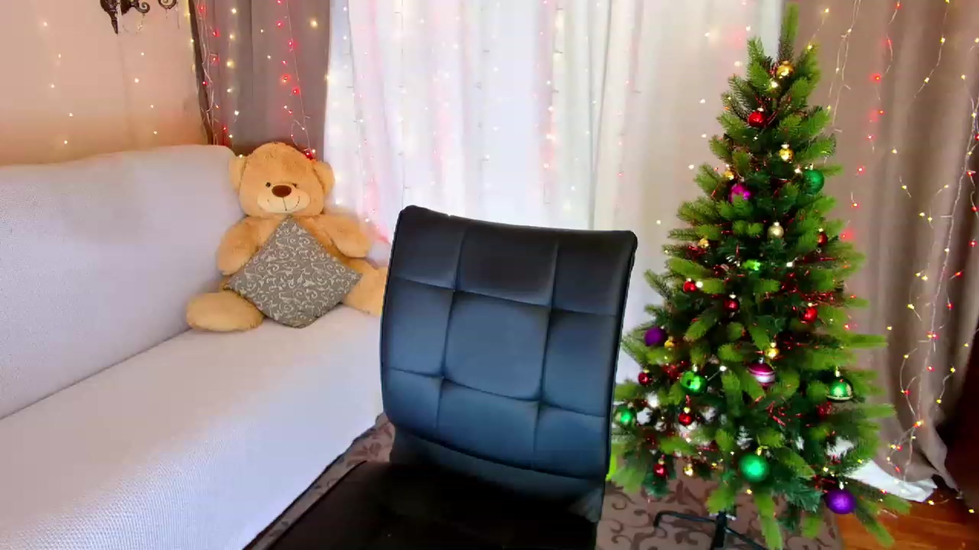 Gallery image thumbnail from Innocent_Soul's myfreecams stream on, 12/29/2022, 17:09 image 20 of 20