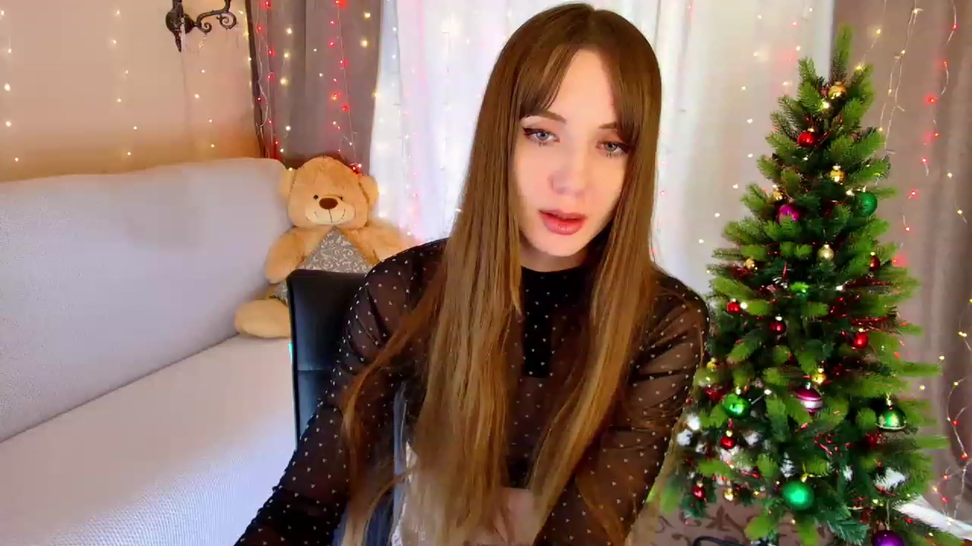 Gallery image thumbnail from Innocent_Soul's myfreecams stream on, 12/29/2022, 21:33 image 14 of 20