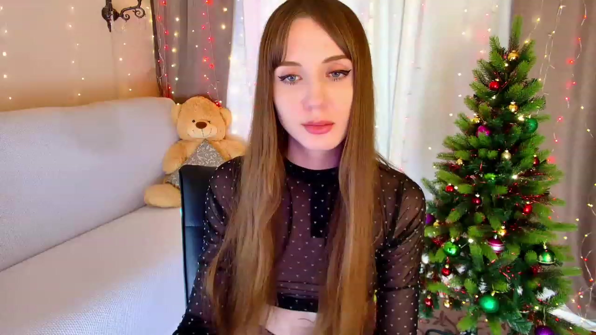 Gallery image thumbnail from Innocent_Soul's myfreecams stream on, 12/29/2022, 21:33 image 19 of 20