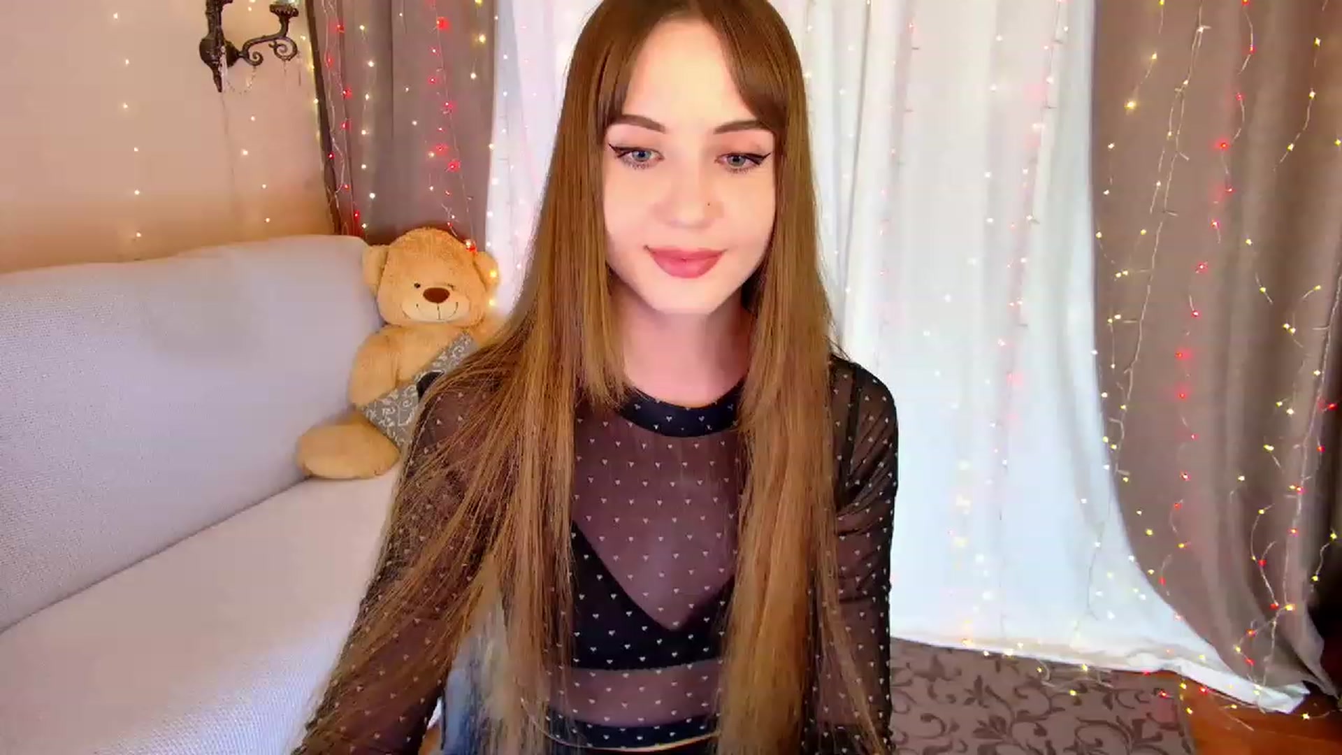Gallery image thumbnail from Innocent_Soul's myfreecams stream on, 01/18/2023, 20:04 image 9 of 20