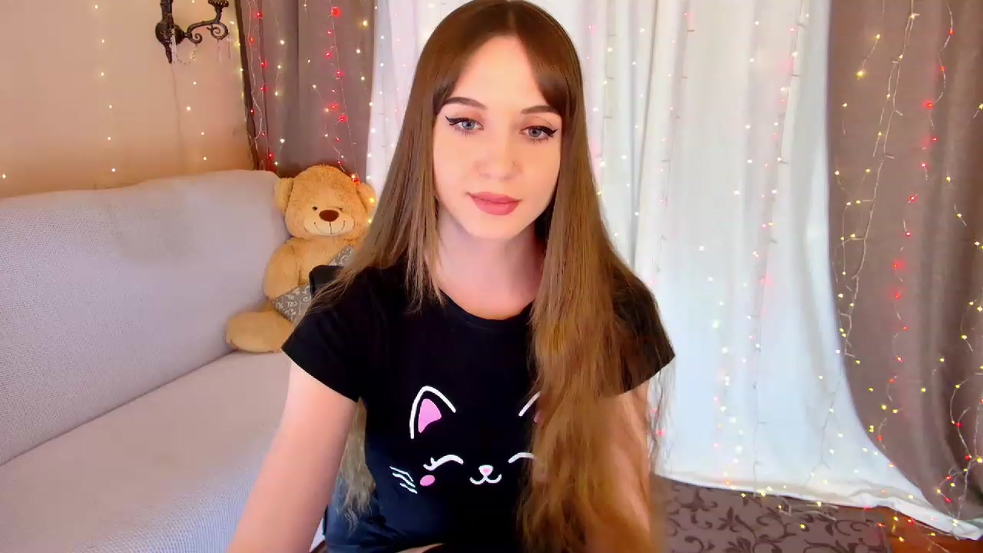 Gallery image thumbnail from Innocent_Soul's myfreecams stream on, 01/27/2023, 15:52 image 4 of 20