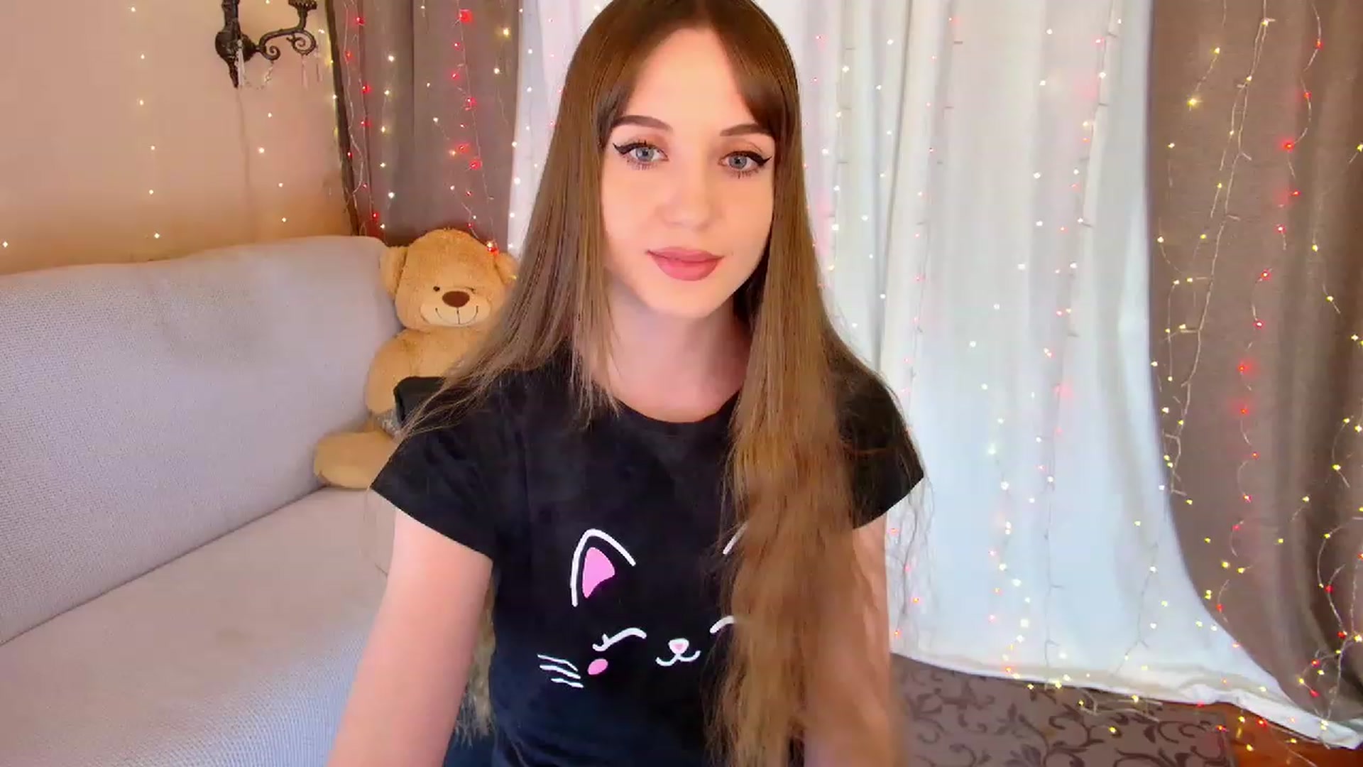 Gallery image thumbnail from Innocent_Soul's myfreecams stream on, 01/27/2023, 15:52 image 10 of 20