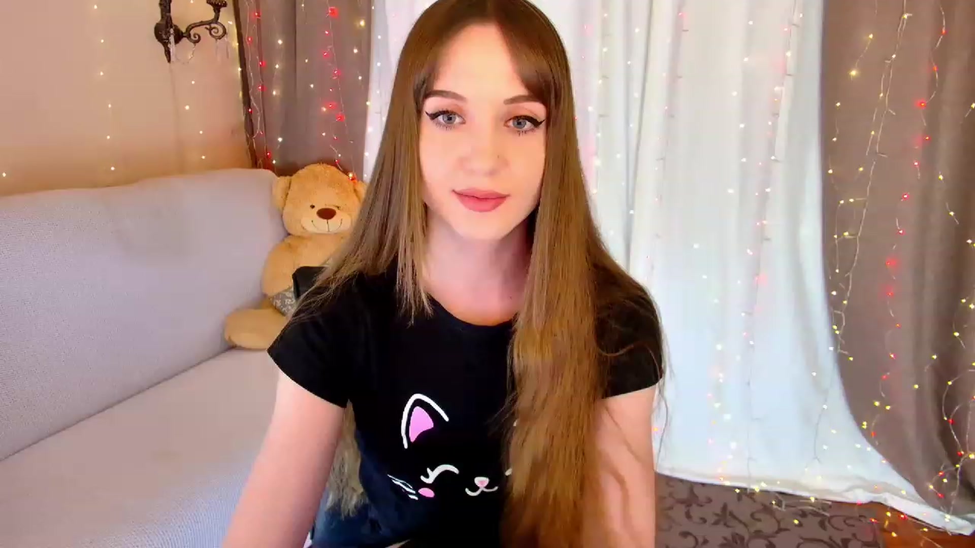 Gallery image thumbnail from Innocent_Soul's myfreecams stream on, 01/27/2023, 15:52 image 12 of 20