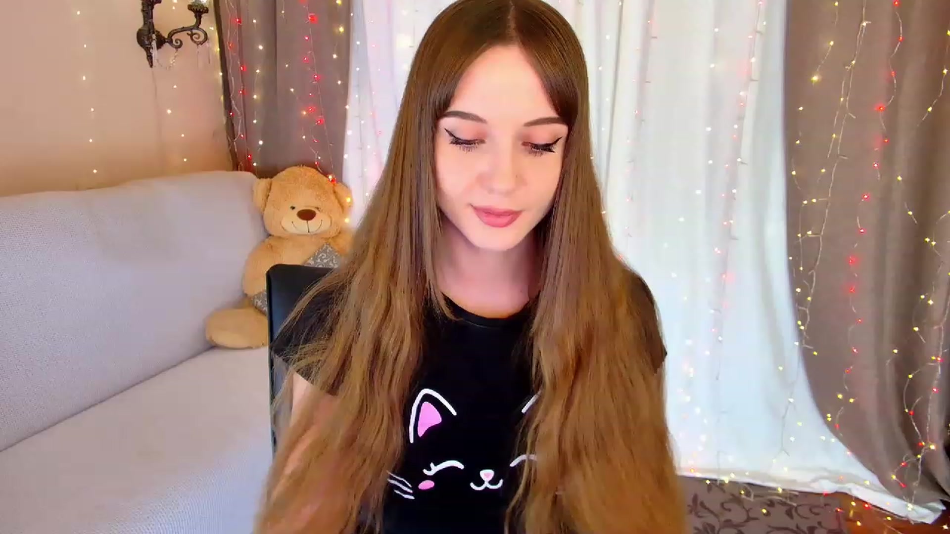 Gallery image thumbnail from Innocent_Soul's myfreecams stream on, 01/27/2023, 19:59 image 1 of 20
