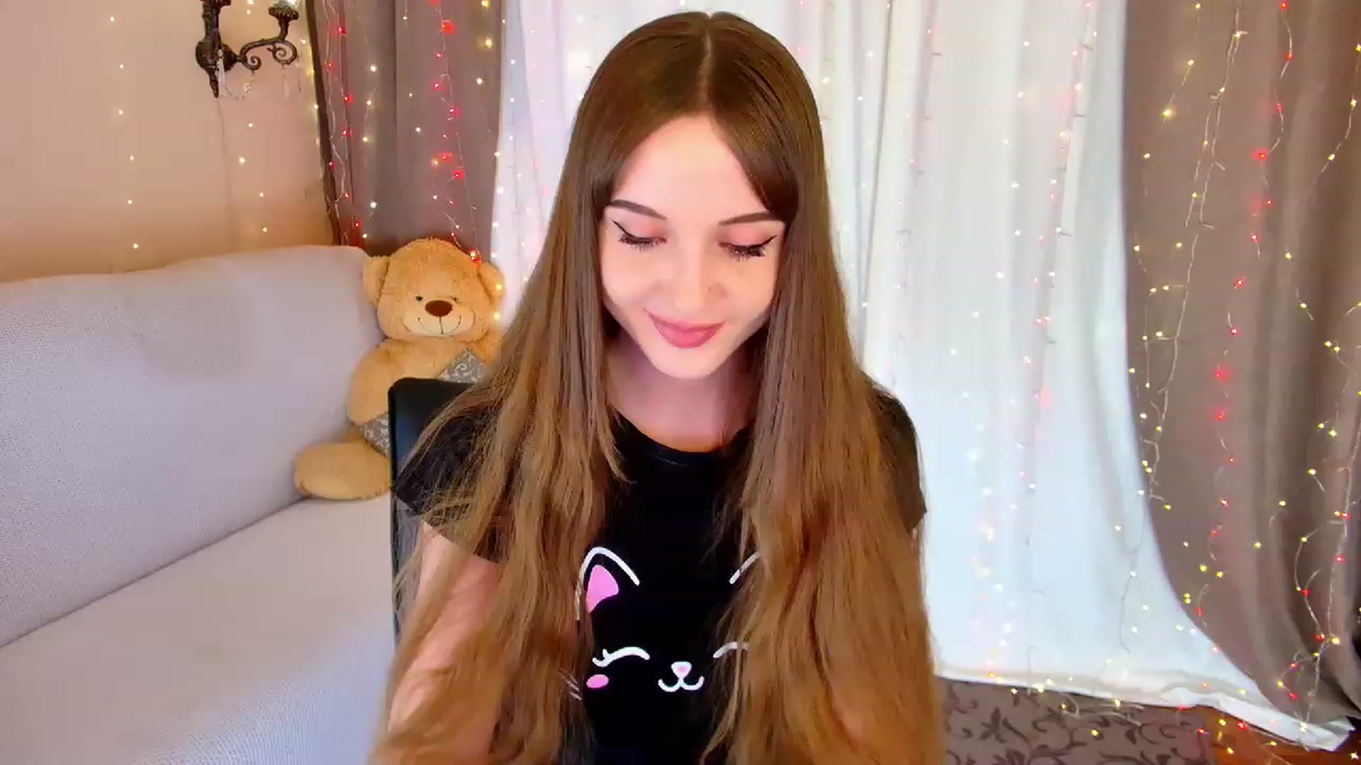 Gallery image thumbnail from Innocent_Soul's myfreecams stream on, 01/27/2023, 19:59 image 17 of 20