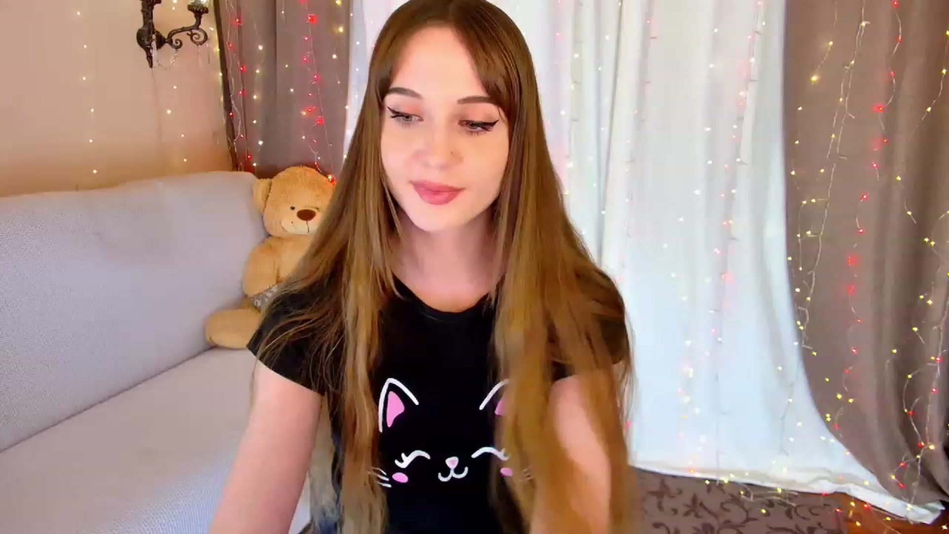 Gallery image thumbnail from Innocent_Soul's myfreecams stream on, 01/27/2023, 20:30 image 10 of 20