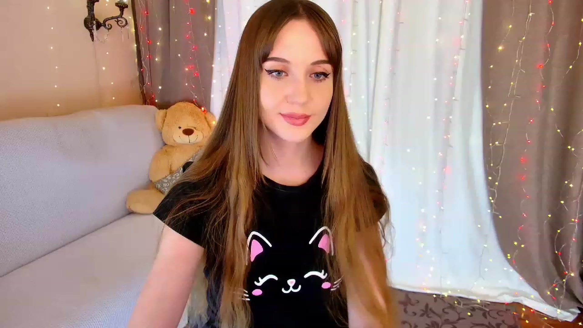 Gallery image thumbnail from Innocent_Soul's myfreecams stream on, 01/27/2023, 20:30 image 18 of 20